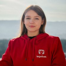 Яна Мокрушина