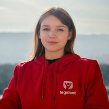 Яна Мокрушина