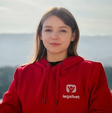 Яна Мокрушина