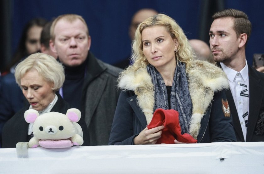 Шоу Тутберидзе в Казахстане внезапно отменили после продажи 7500 билетов.