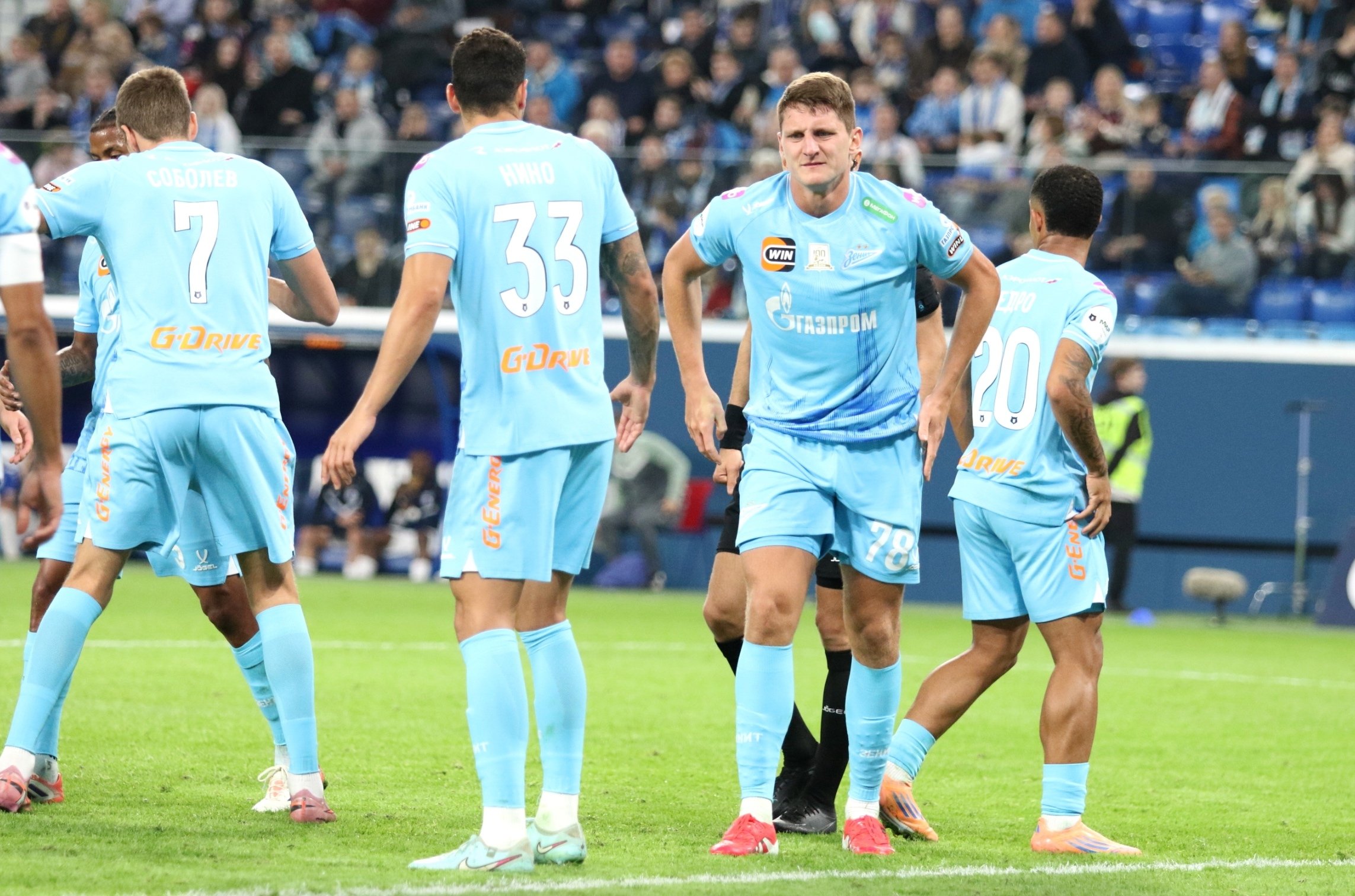 «Оренбург» сенсационно обыграл «Зенит» в домашнем матче 20-го тура РПЛ.