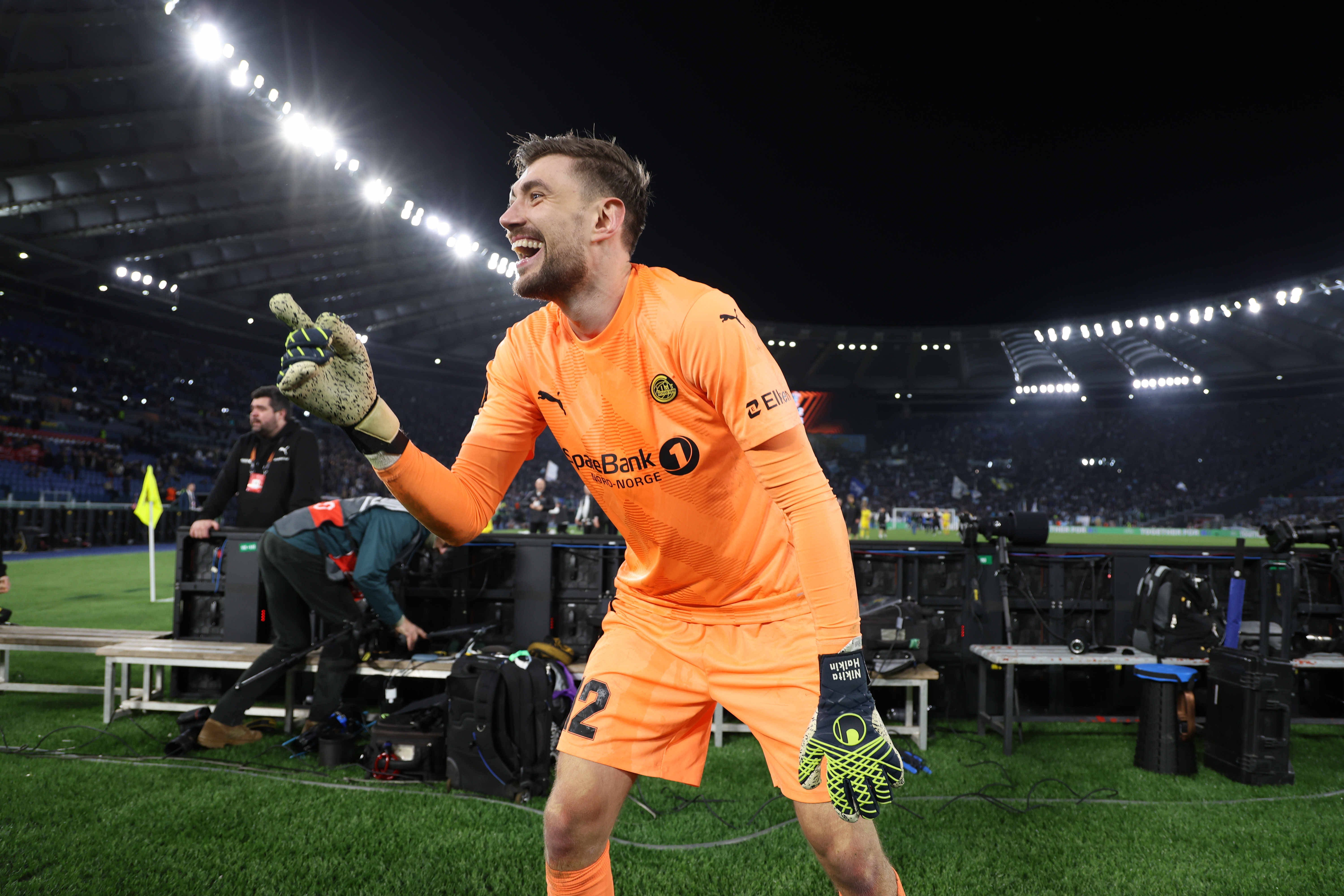 Побивший рекорд Акинфеева в Лиге чемпионов Хайкин получил норвежское гражданство.