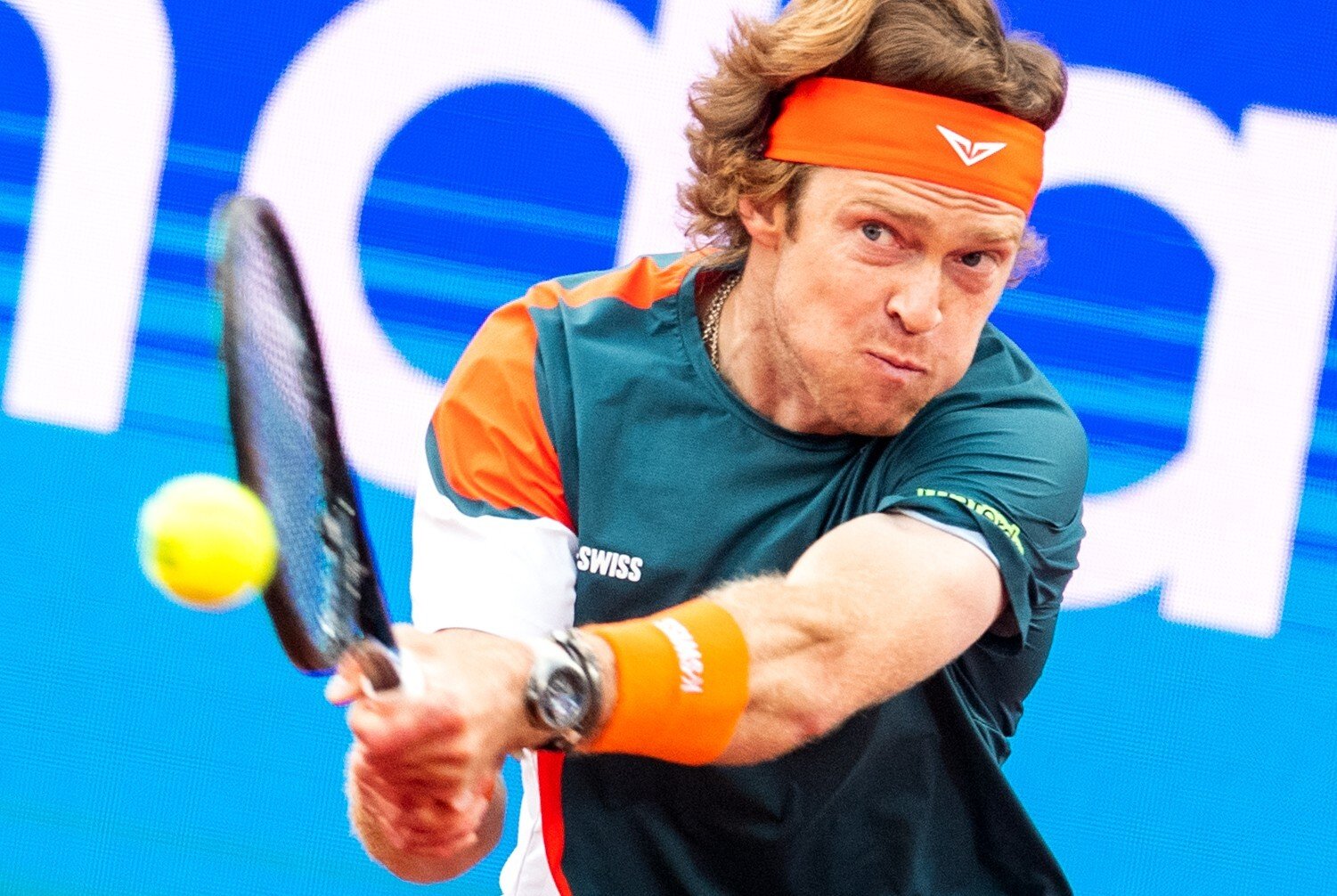 Рублёв проиграл Фису в финале грунтового «пятисотника» в Барселоне.