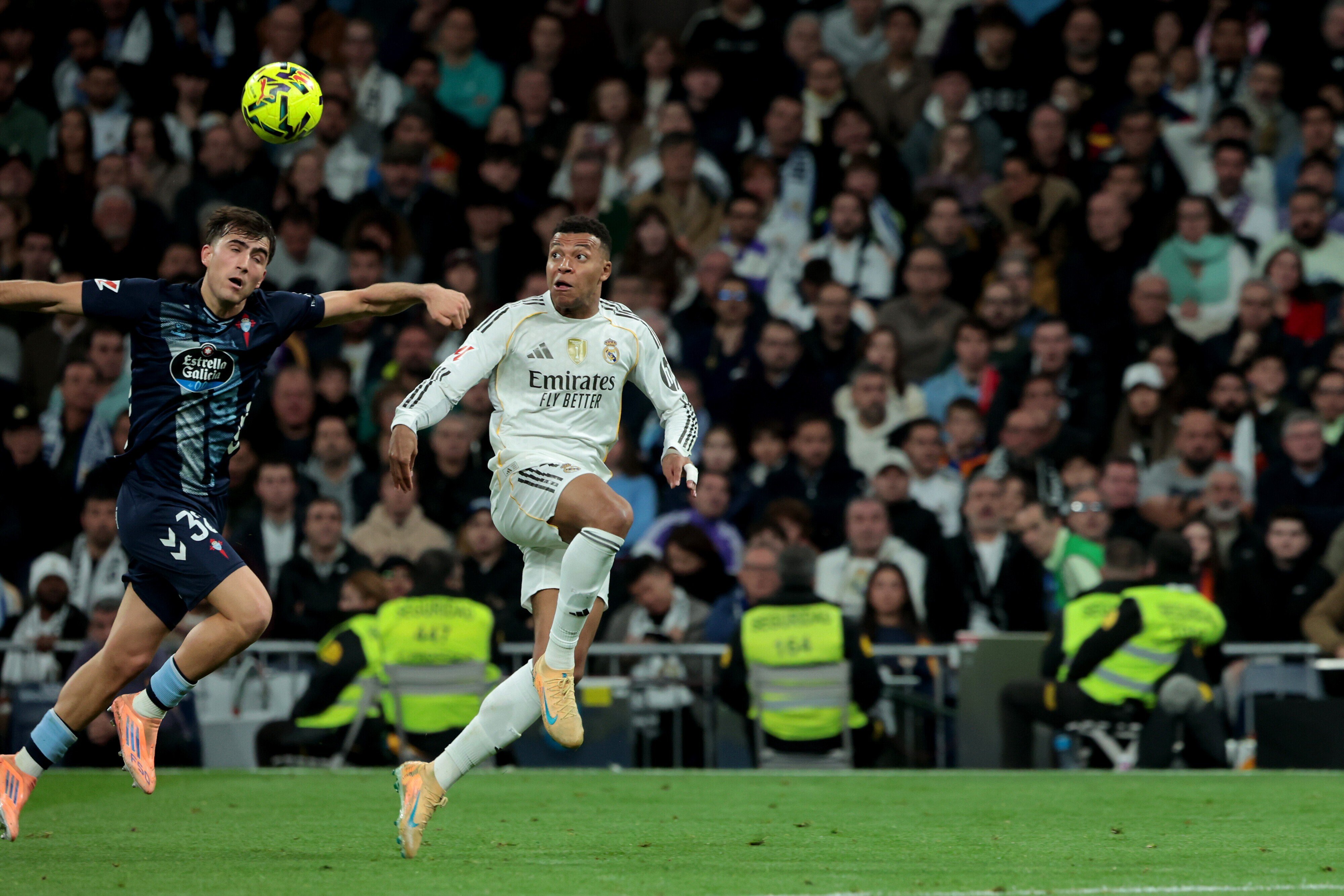 «Реал» проиграл дома «Сельте» и увеличил отставание от «Барселоны» в Ла Лиге.