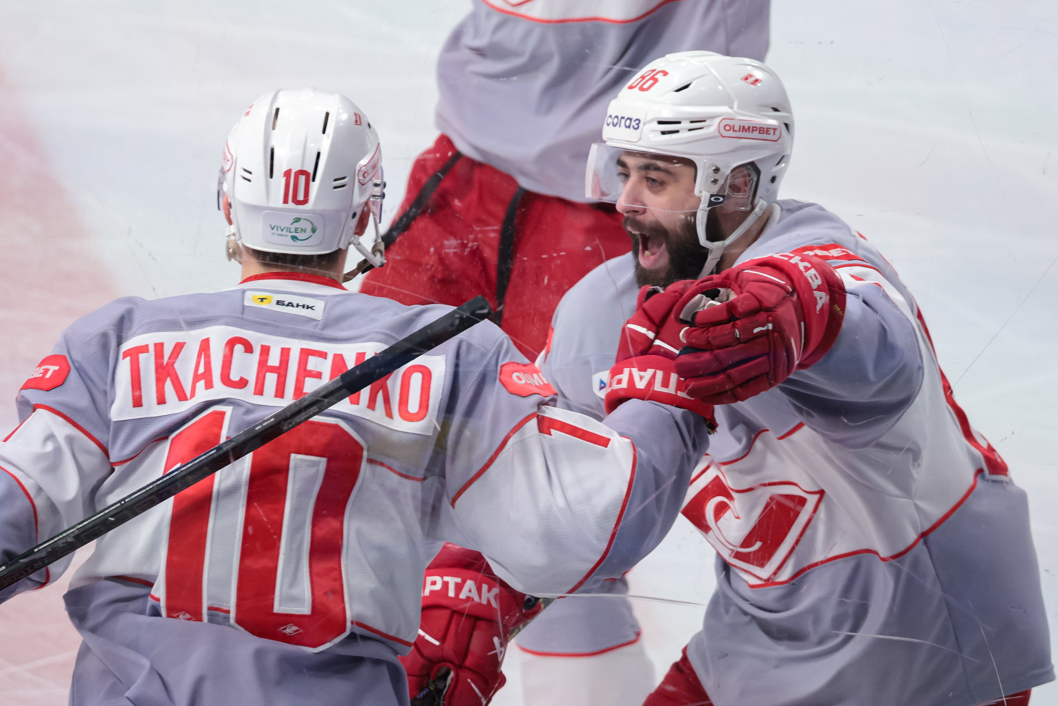 Шайба Коростелёва принесла «Спартаку» победу над «Сочи».