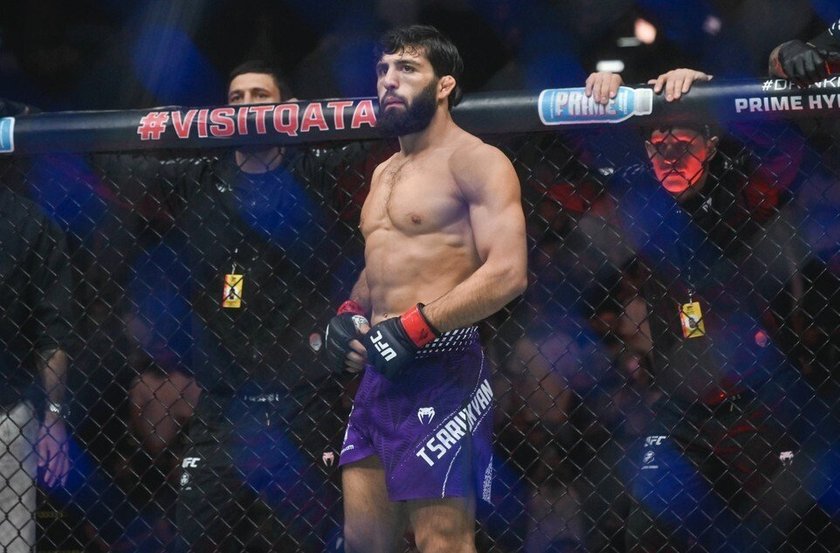 Царукян проведёт схватку по борьбе с экс-претендентом на титул UFC.