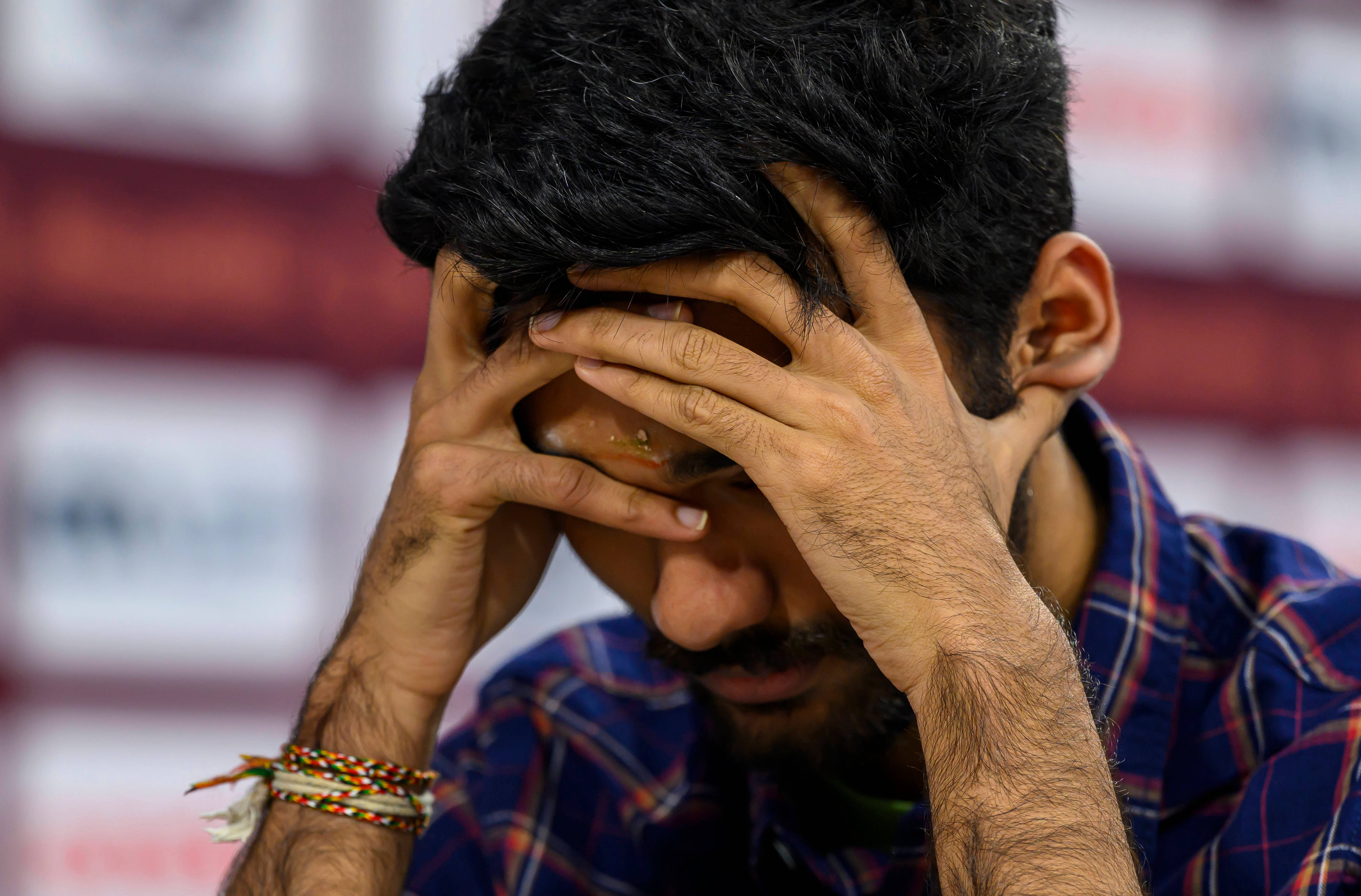 12-летний россиянин победил чемпиона мира по шахматам Гукеша на ЧМ по блицу.