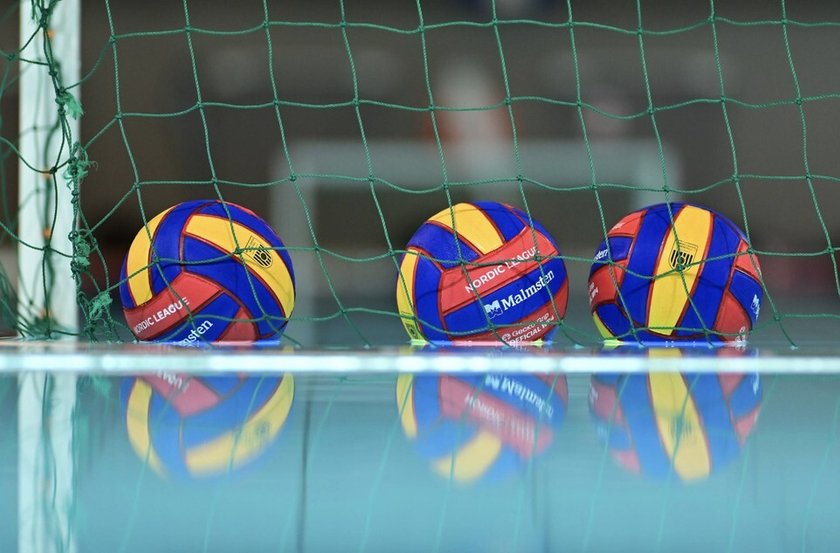 Сборная Украины по водному поло отказалась играть против России.