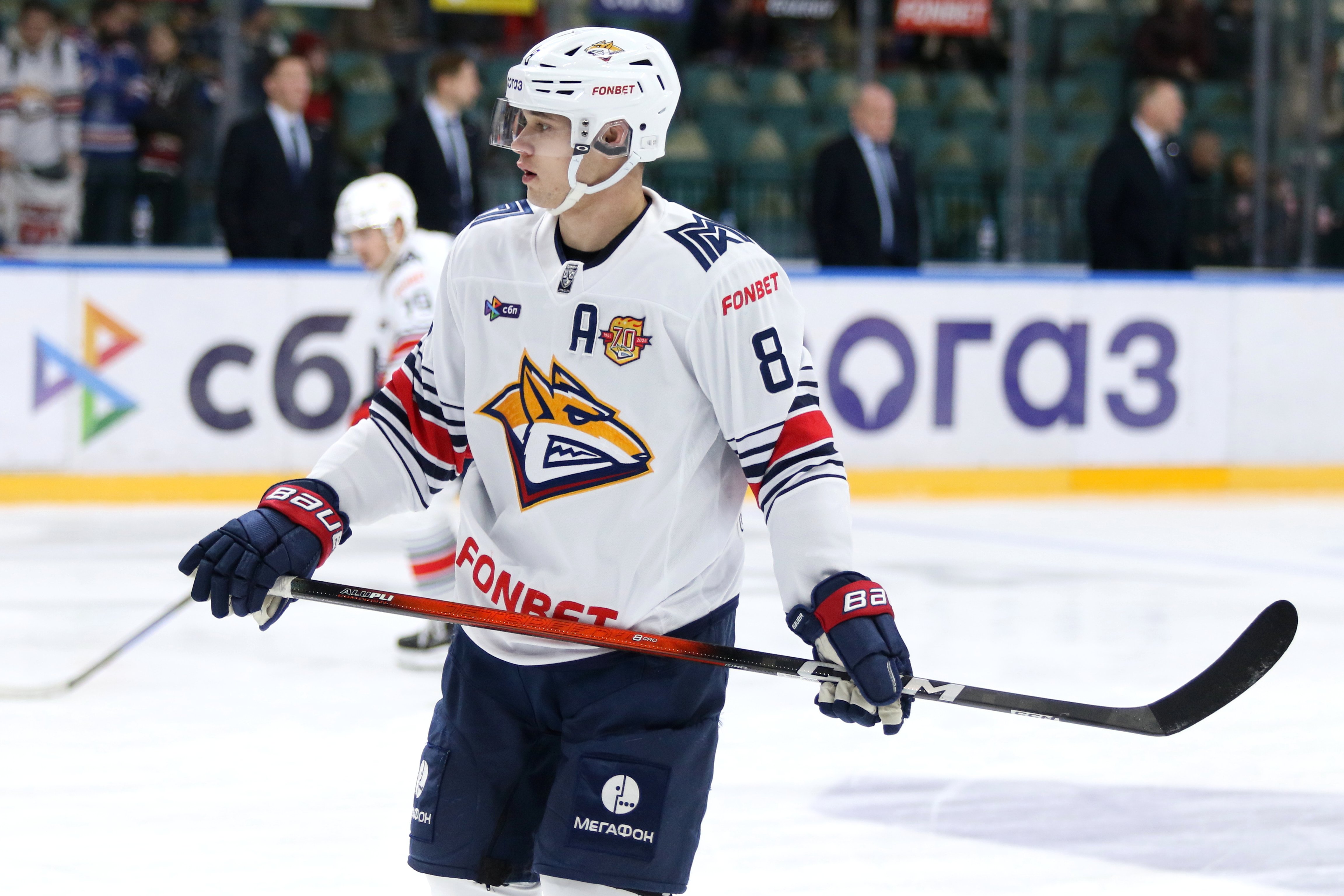 Два форварда «Металлурга» вошли в символическую команду ноября КХЛ-2025/26.