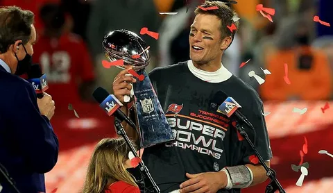 Tom Brady y el trofeo del Super Bowl