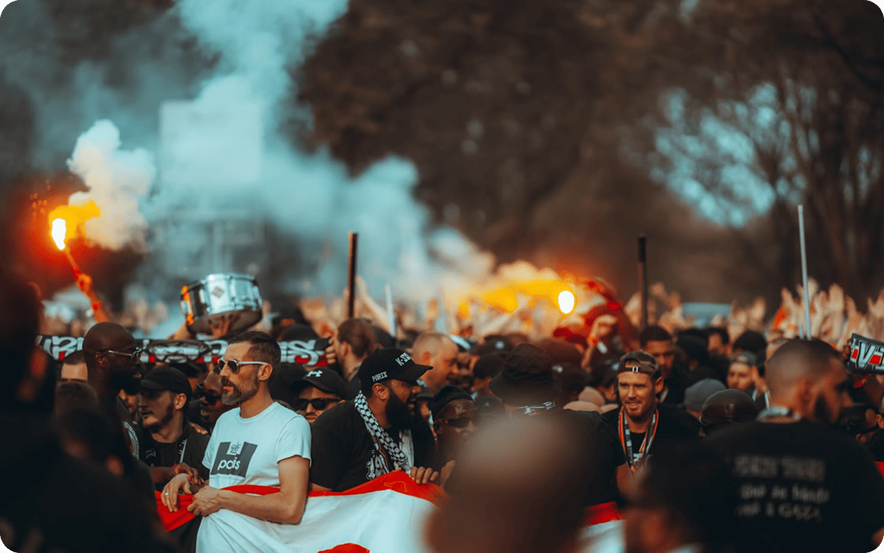 Футбольные фанаты