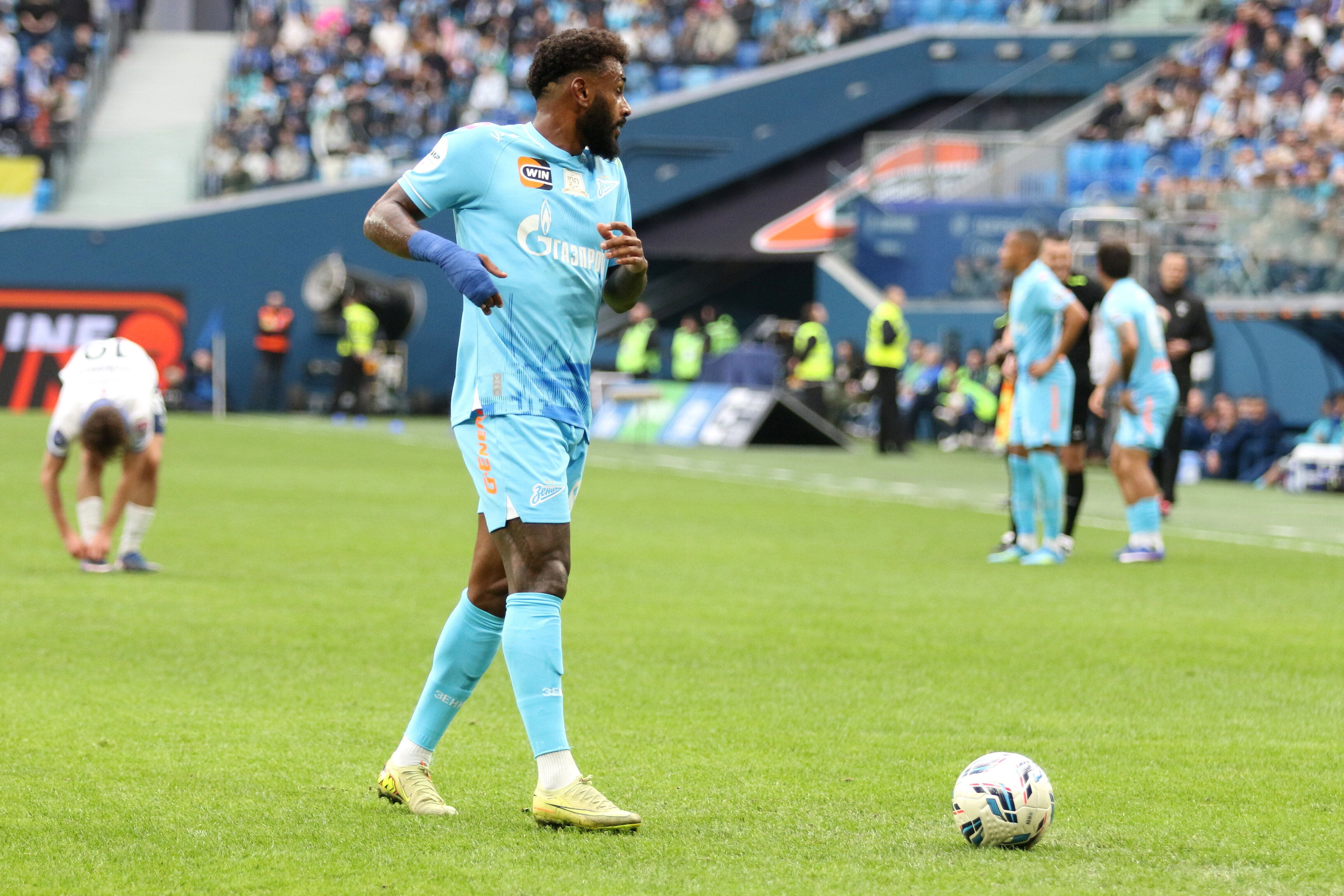 «Зенит» — «Краснодар»: Вендел вывел хозяев вперёд в середине первого тайма.