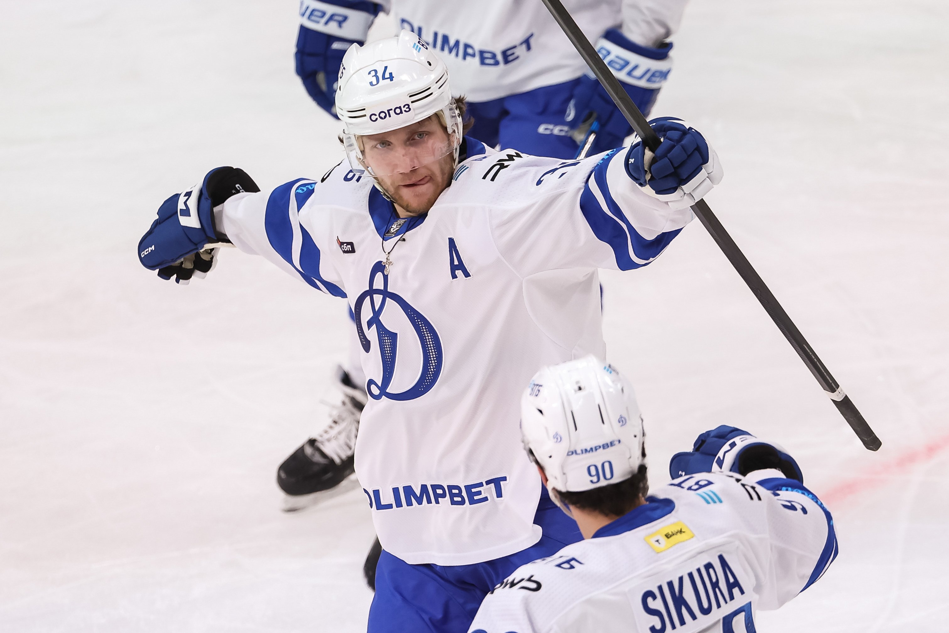 «Динамо» прервало серию поражений, обыграв «Сибирь».