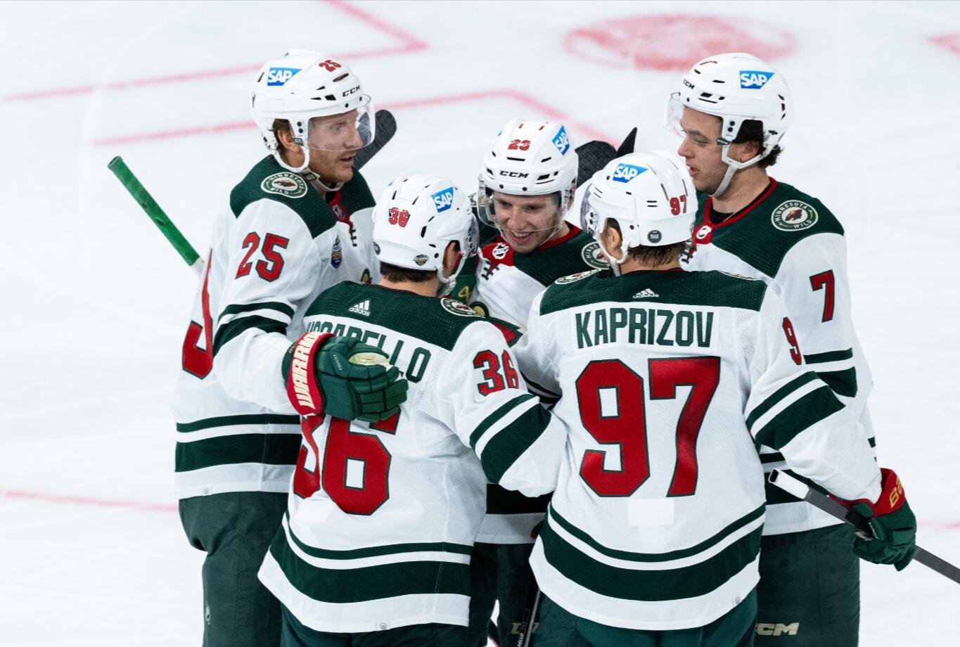 Шайбы Капризова и Тарасенко помогли «Миннесоте» крупно победить «Сиэтл» в матче НХЛ.