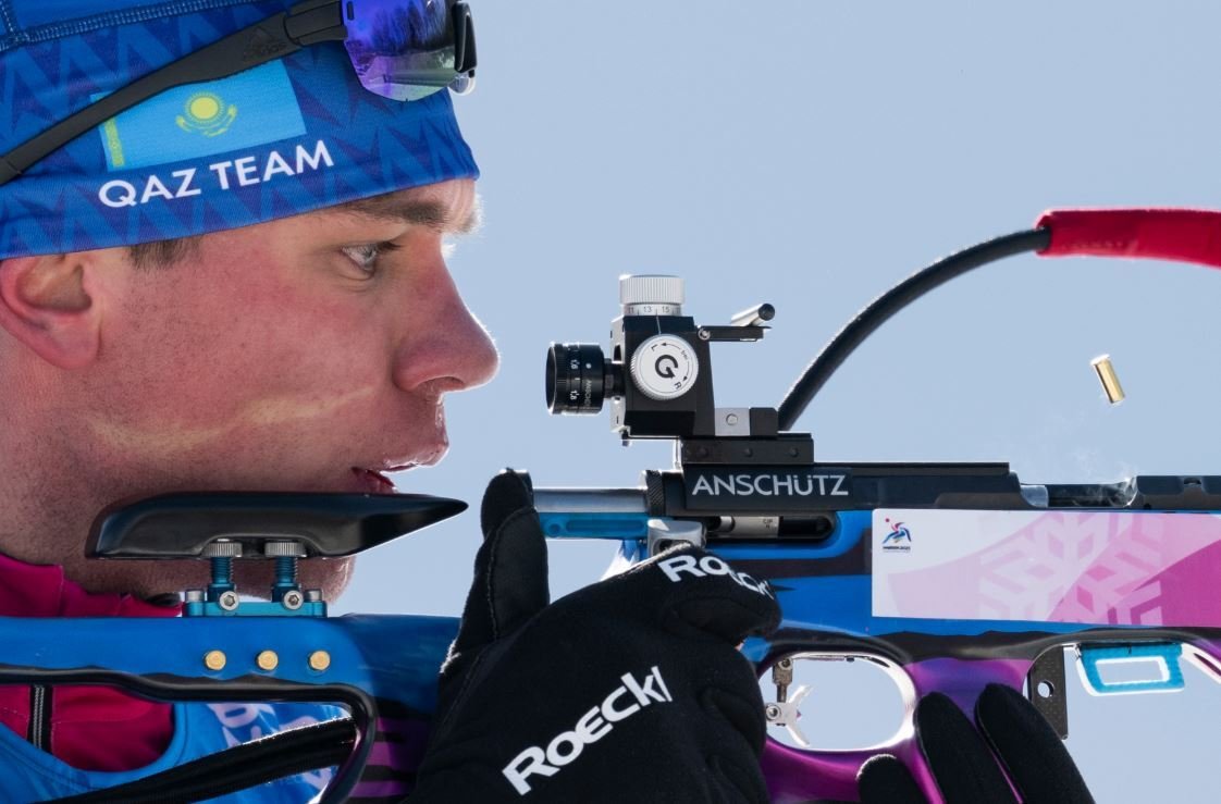 Казахстанский биатлонист Киреев показал исторический результат на этапе Кубка мира в Хохфильцене.