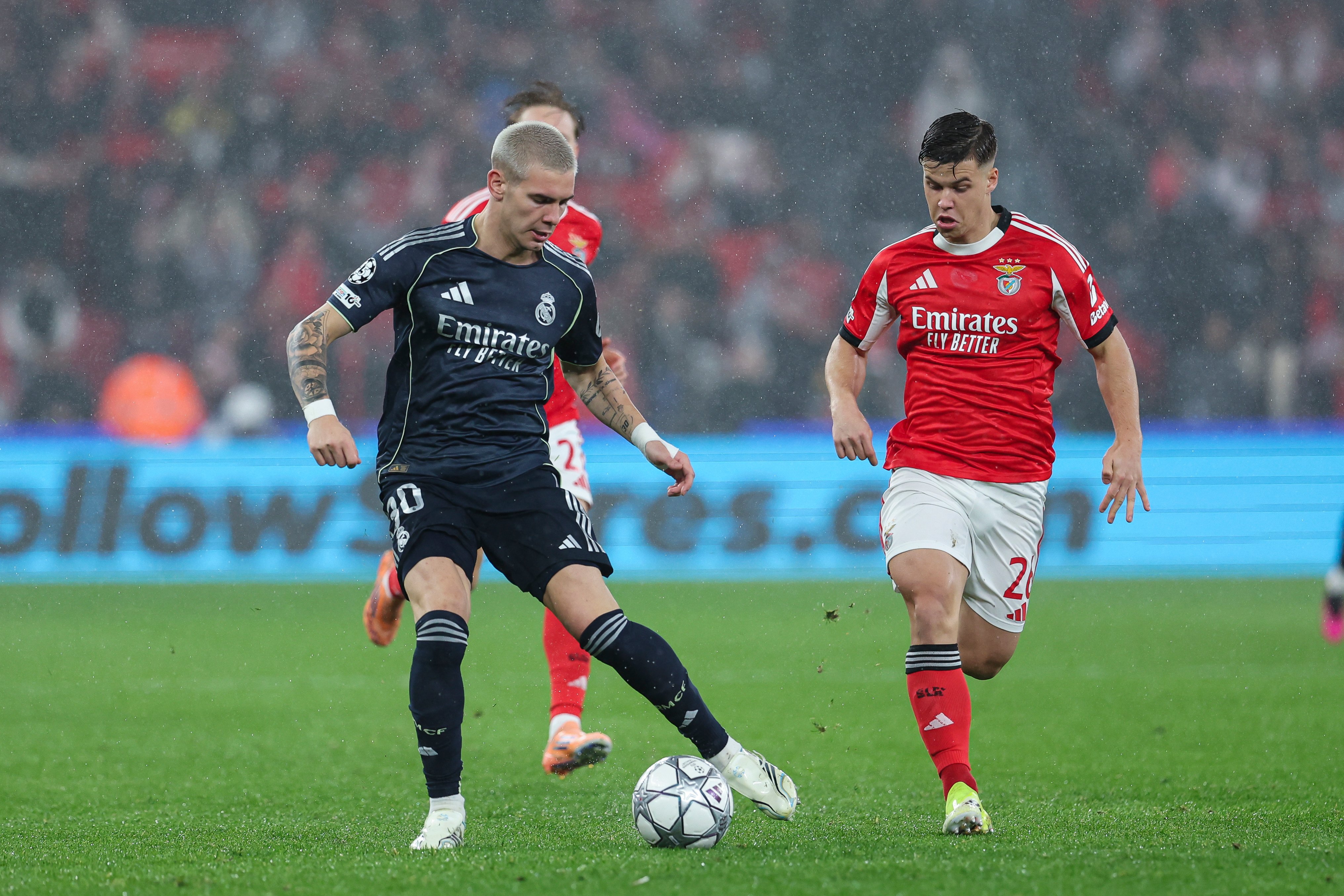 Гол украинского вратаря Трубина помог «Бенфике» победить «Реал» в матче ЛЧ.