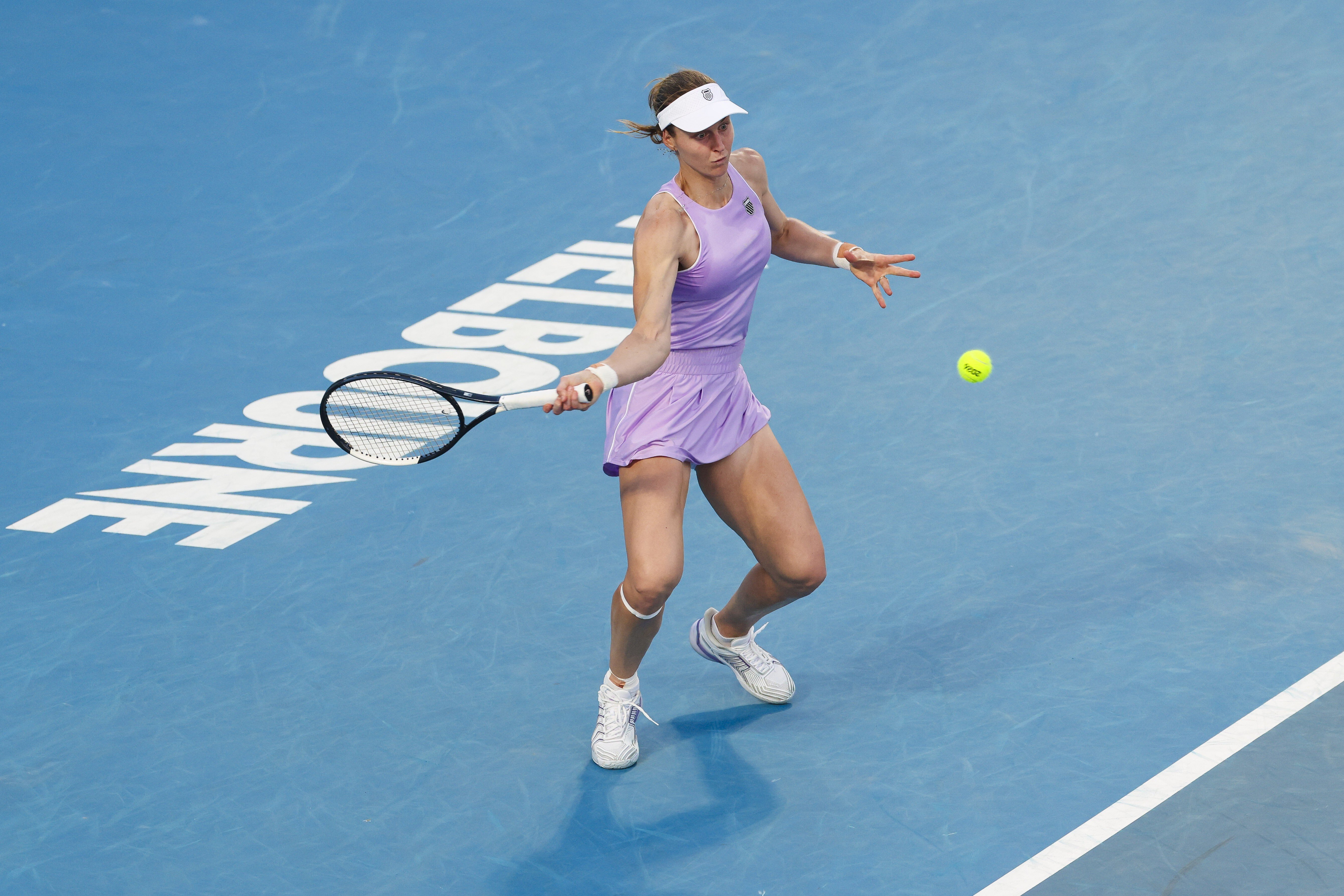 Самсонова сенсационно проиграла 37-летней Зигемунд в первом круге AO, ведя со счётом 6:0, 5:2.