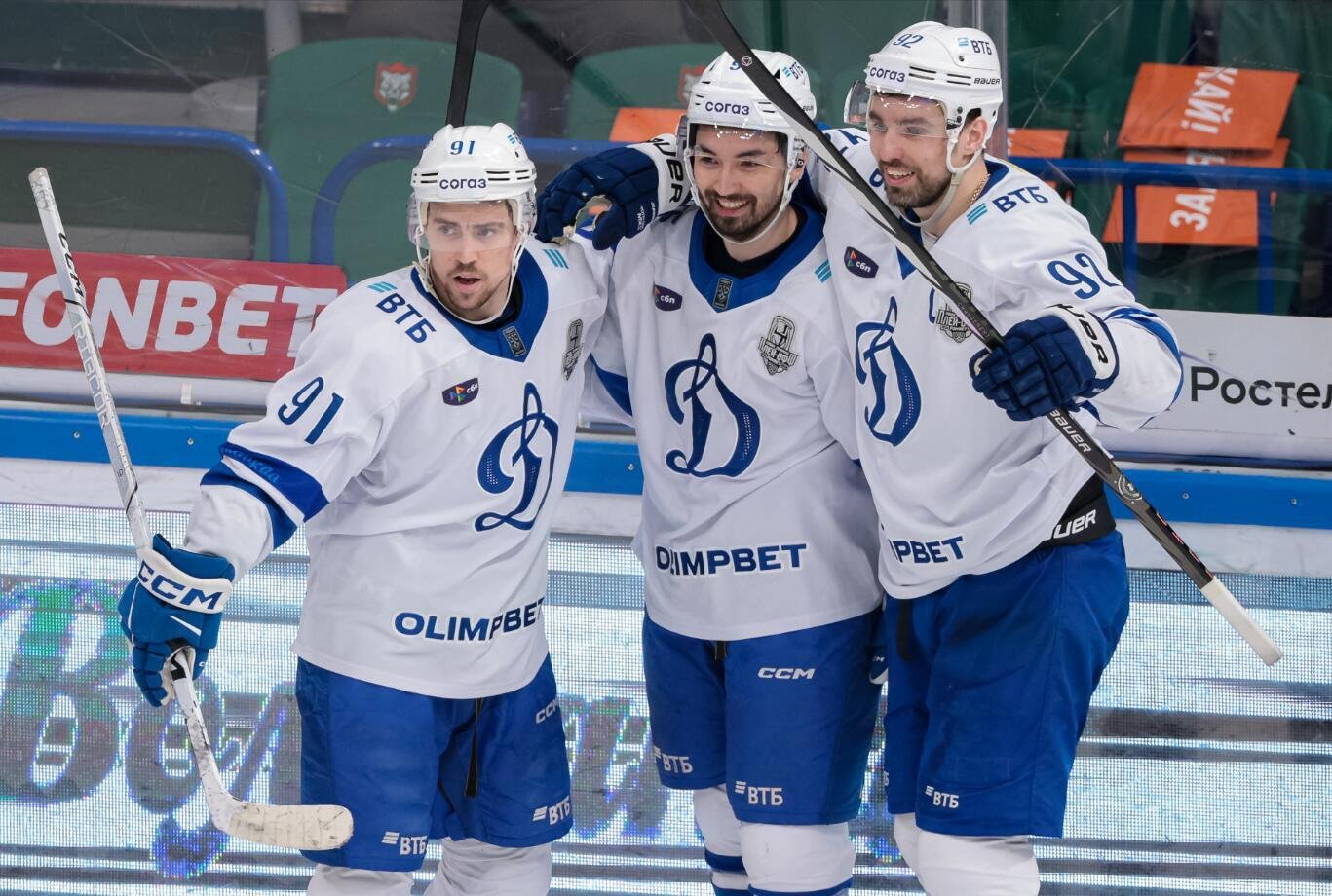 Два очка Сикьюры помогли московскому «Динамо» прервать победную серию «Северстали» в КХЛ.