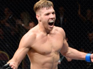 Бои маркуса. Artur beterbiev (canada) vs marcus browne. Бои маркуса. Саймон маркус кикбоксер. Маркус алмейда мма.