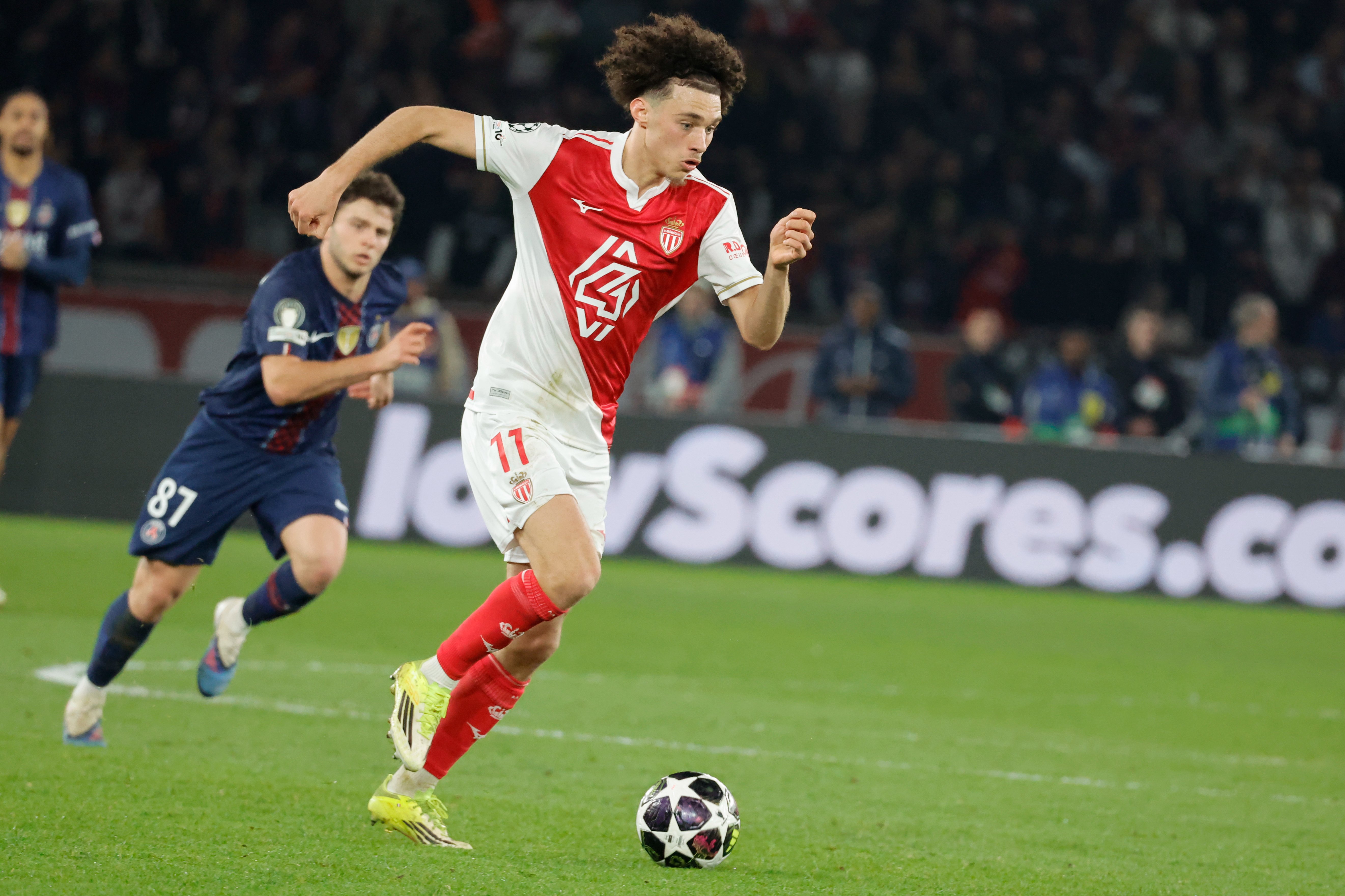 «ПСЖ» с Сафоновым в воротах уступил «Монако» в Лиге 1, Головин забил гол.