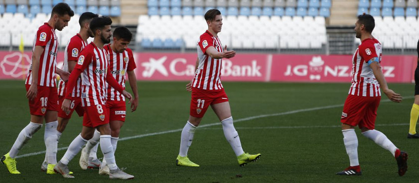 Pronóstico Sporting de Gijón - Almería, La Liga 123 2019