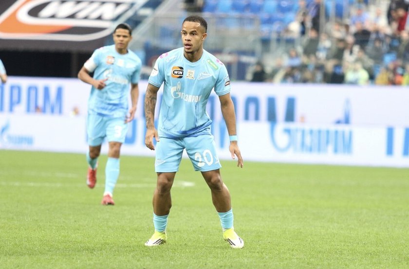 «Зенит» впервые за год возглавил таблицу РПЛ по итогам тура.