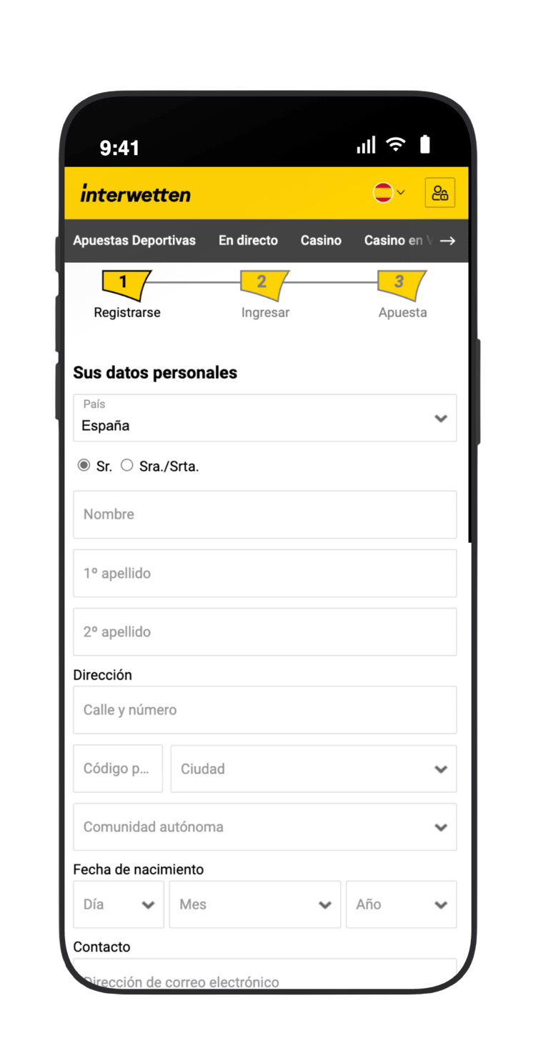 Rellena tus datos personales en el formulario de registro de Interwetten: nombre, apellidos, dirección y fecha de nacimiento