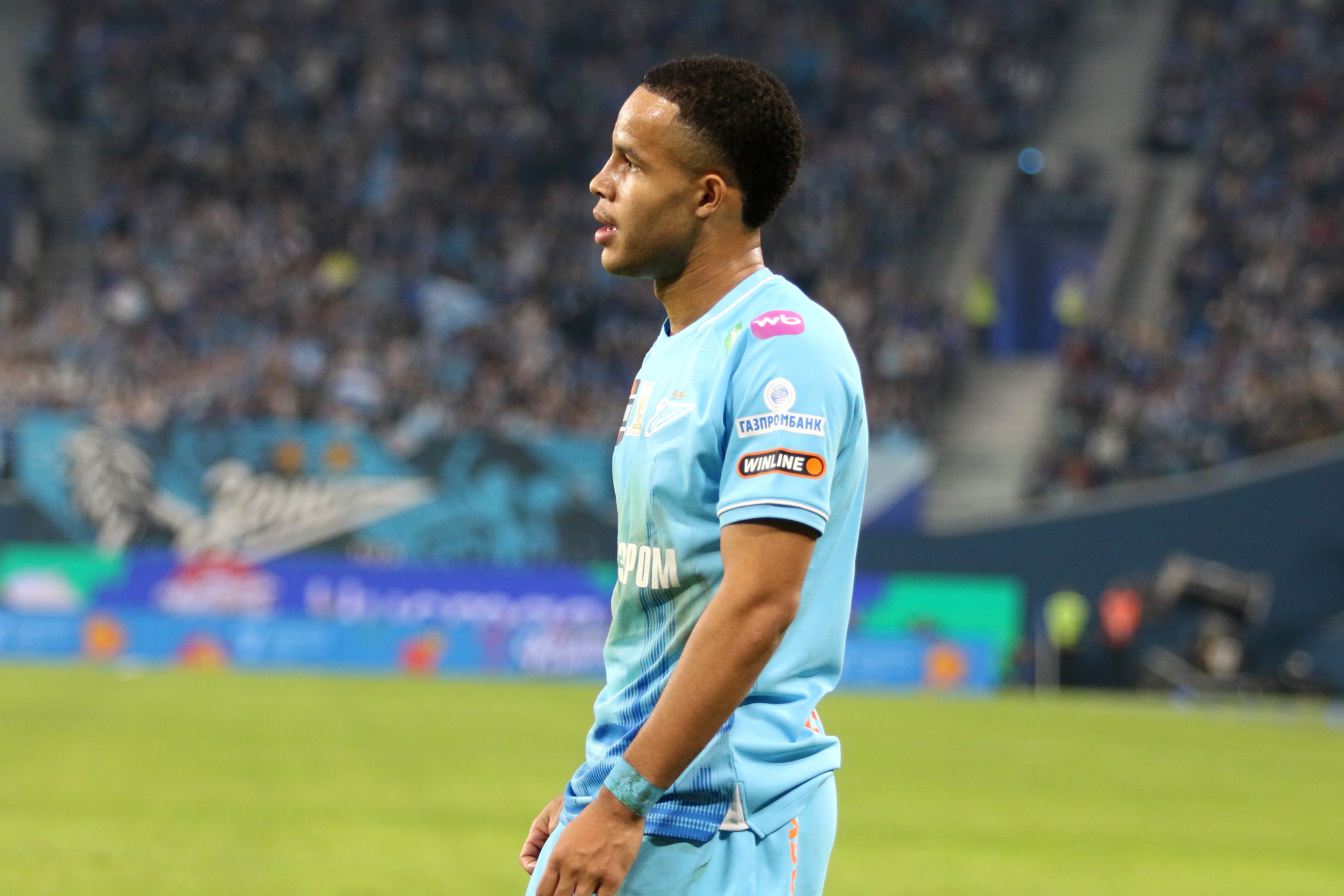 КДК РФС отменил красную карточку нападающего «Зенита» Педро в матче с «Краснодаром».