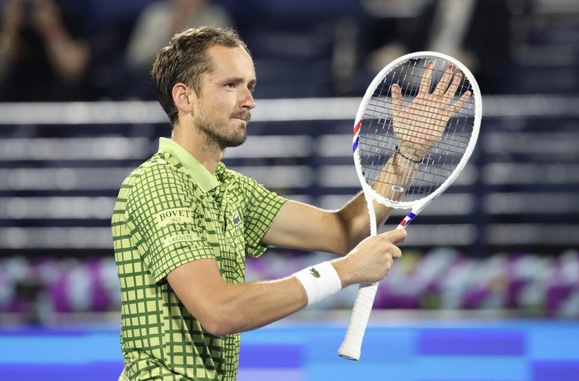 Медведев сенсационно обыграл Алькараса и вышел в финал турнира в Индиан-Уэллсе.