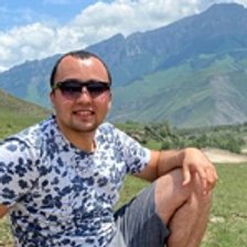 Артур Гичунцев