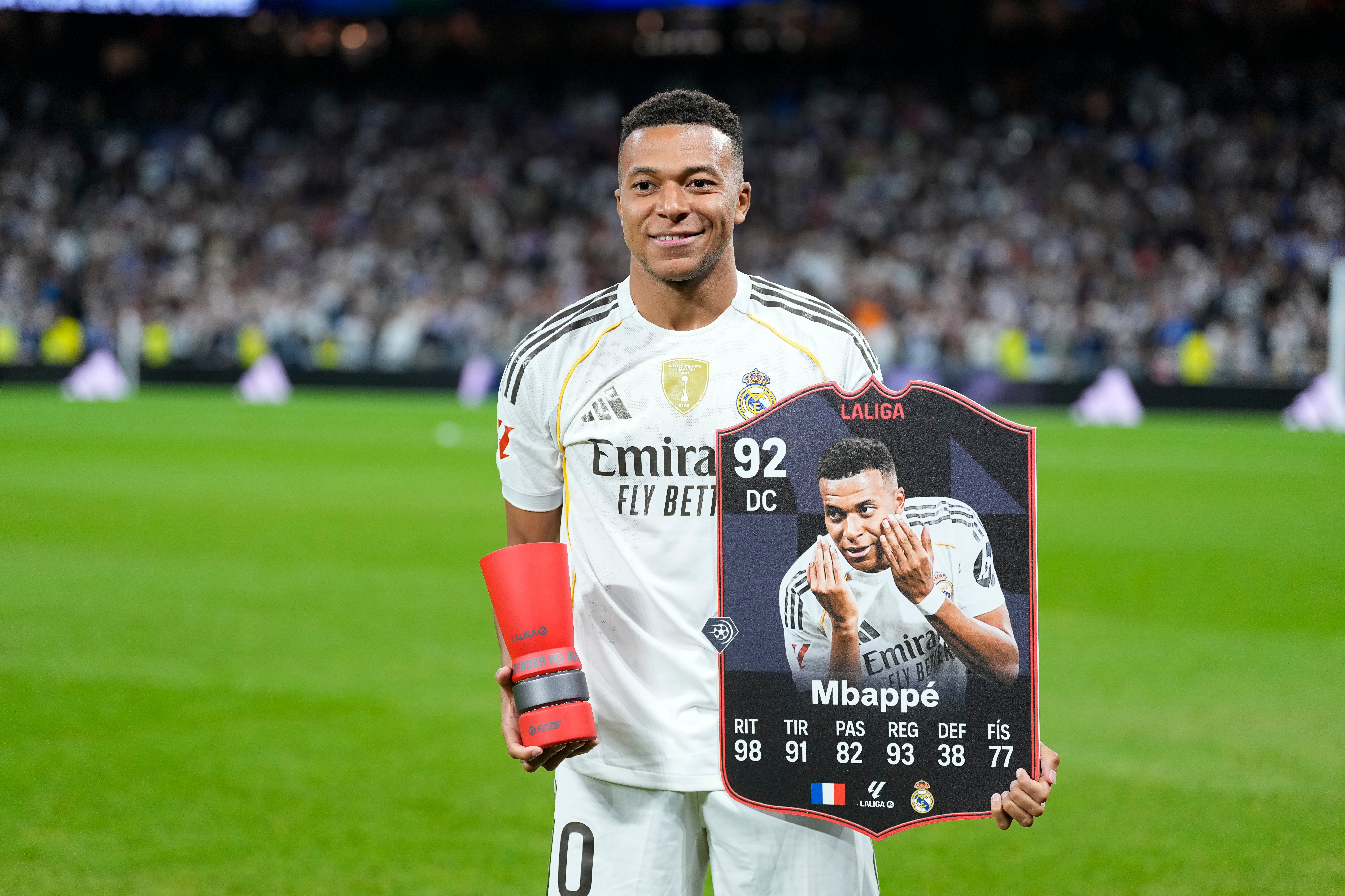 Мбаппе и Ямаль вошли в символическую сборную мира по версии FIFPro.