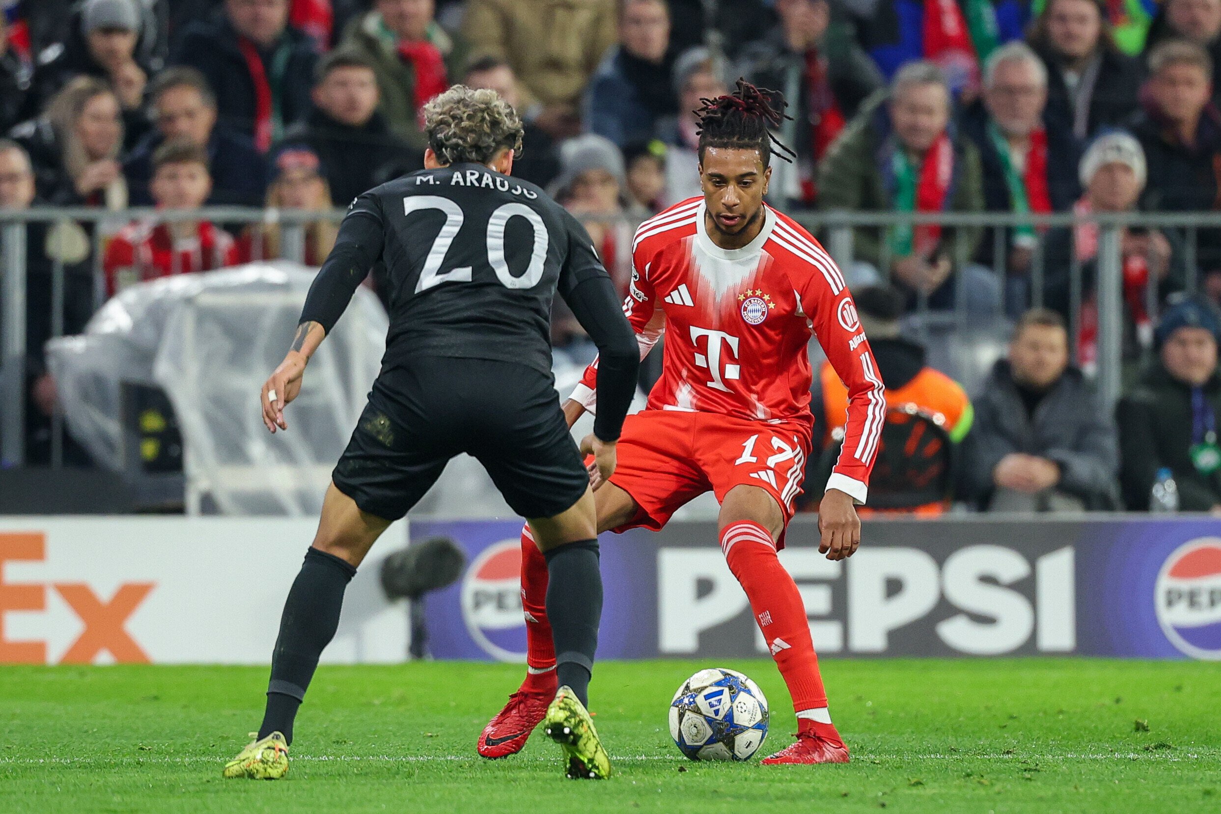 «Бавария» одержала волевую победу над «Спортингом» в Лиге чемпионов.