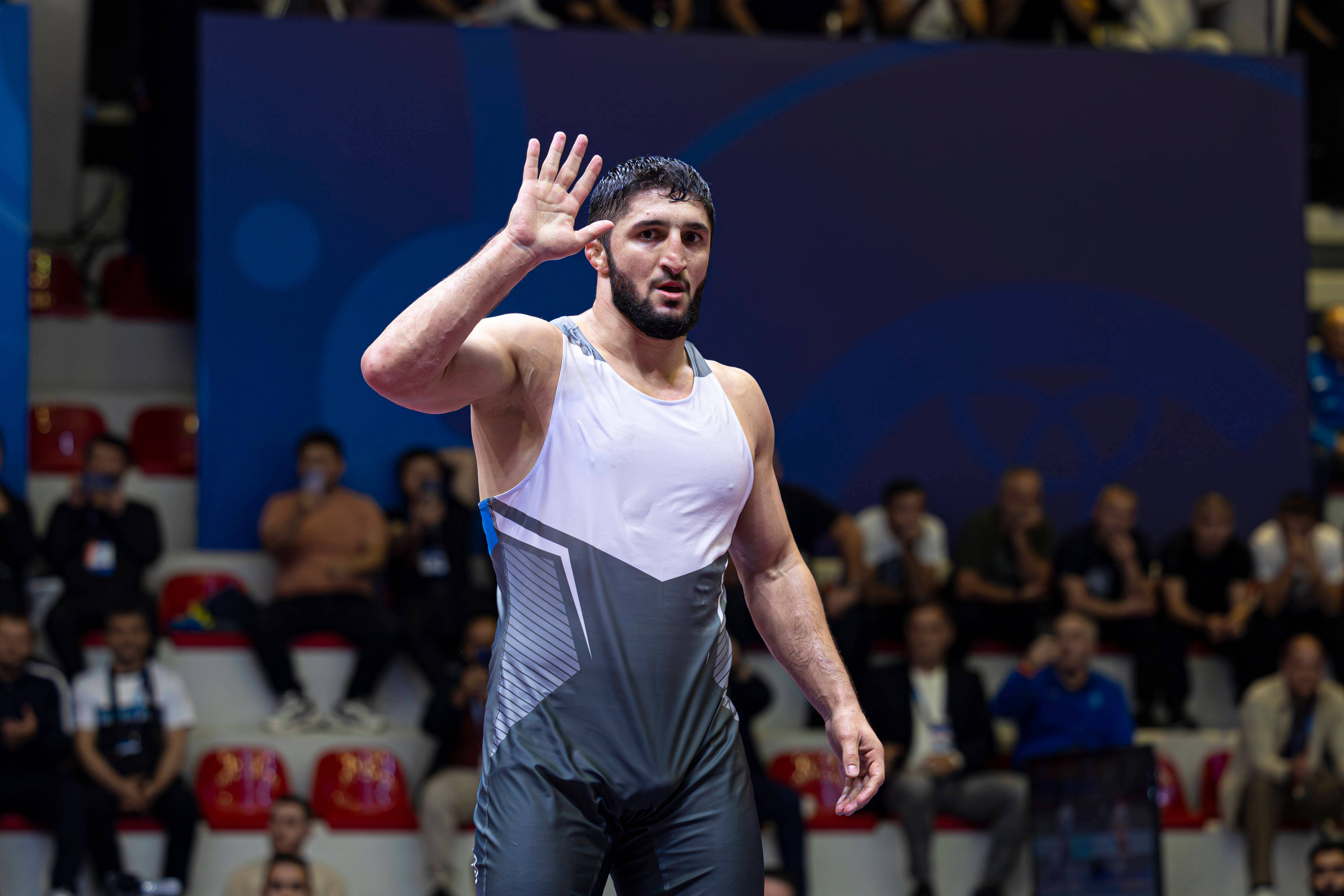 Олимпийский чемпион Садулаев объяснил подписание контракта с американской лигой.