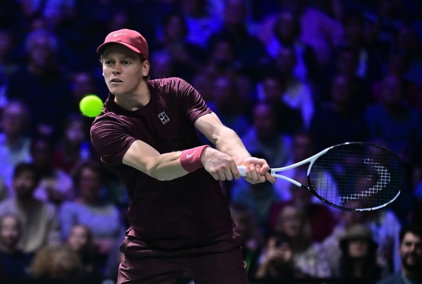 Синнер вышел в полуфинал «Мастерса» в Париже, где может сыграть с Медведевым.