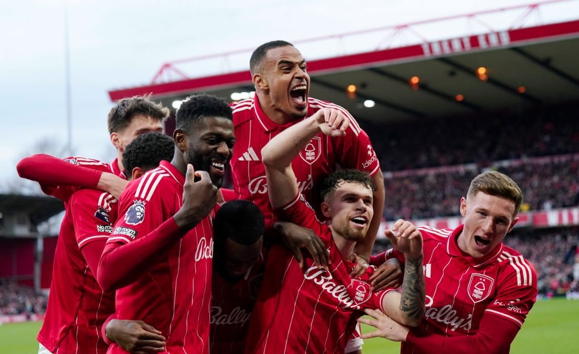 «Ноттингем Форест» крупно обыграл «Тоттенхэм Хотспур» в АПЛ. Хадсон-Одои оформил дубль.