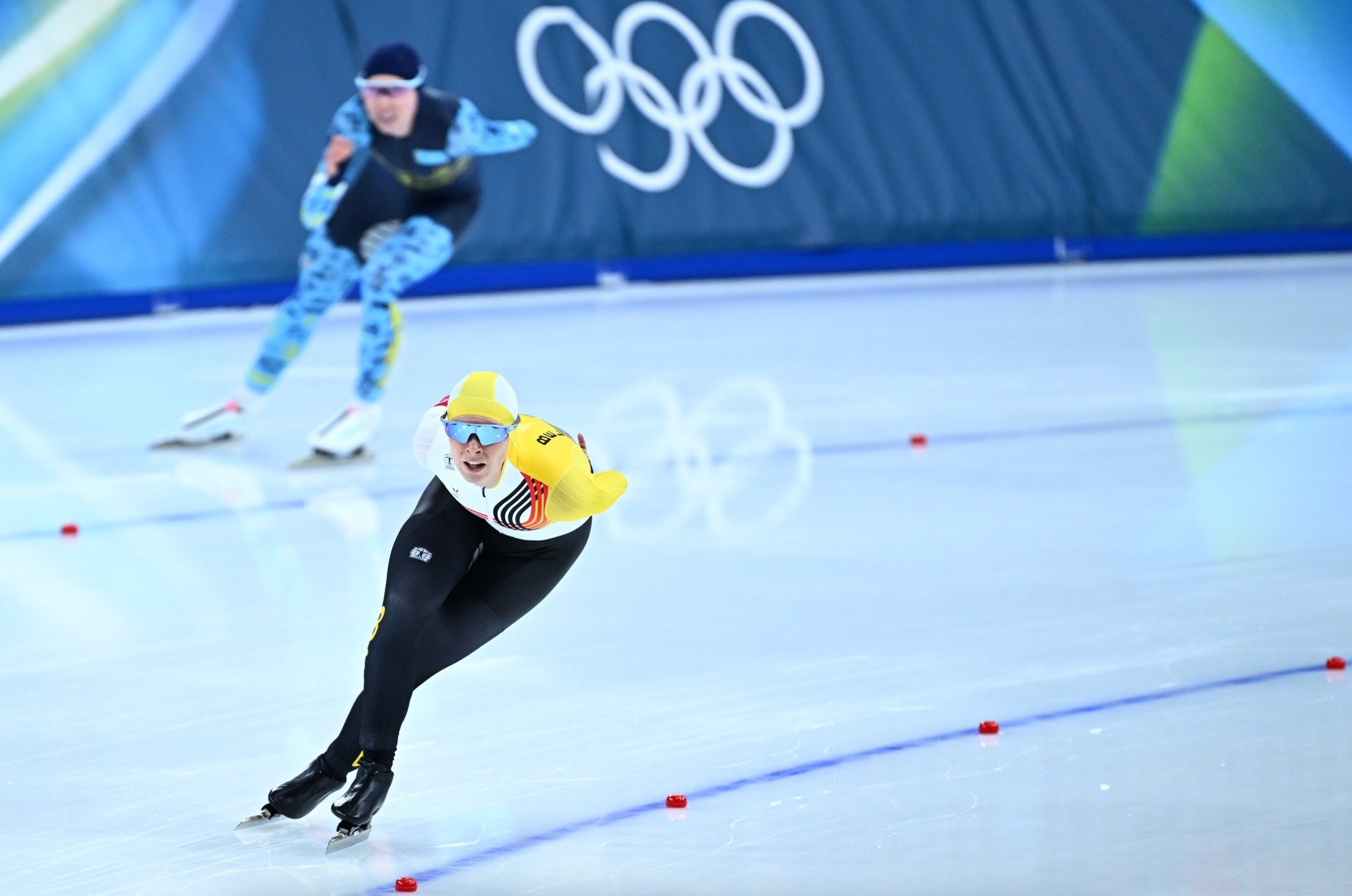 МОК решил вернуть Россию к международным соревнованиям с флагом и гимном.