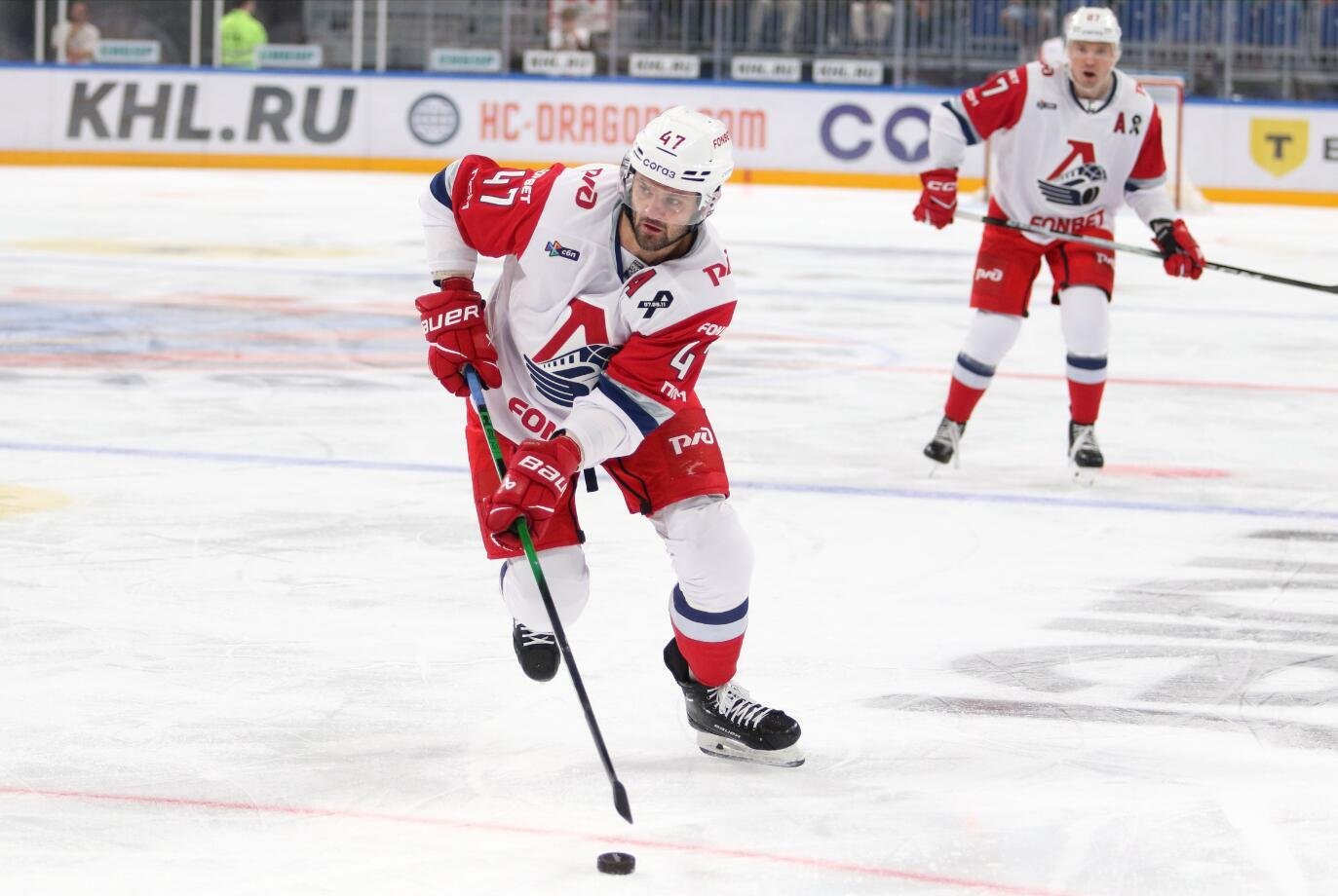 Два очка Радулова принесли «Локомотиву» победу над «Ак Барсом» в КХЛ.