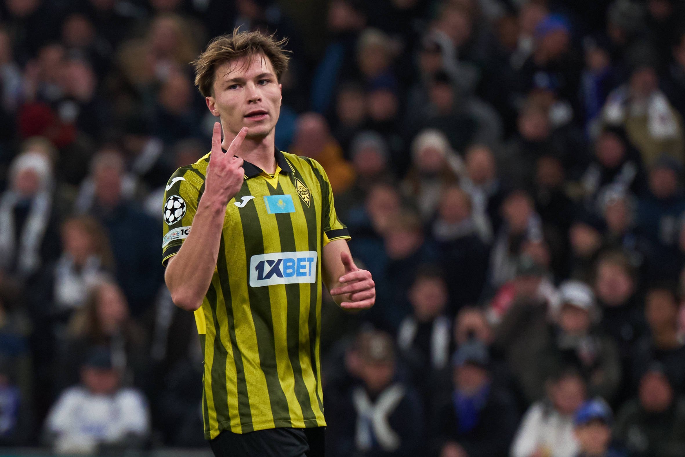 «Кайрат» проиграл «Олимпиакосу» и потерпел третье подряд поражение в Лиге чемпионов.