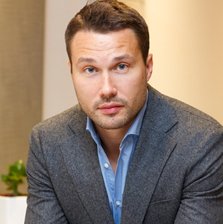 Дайнис Ниедра