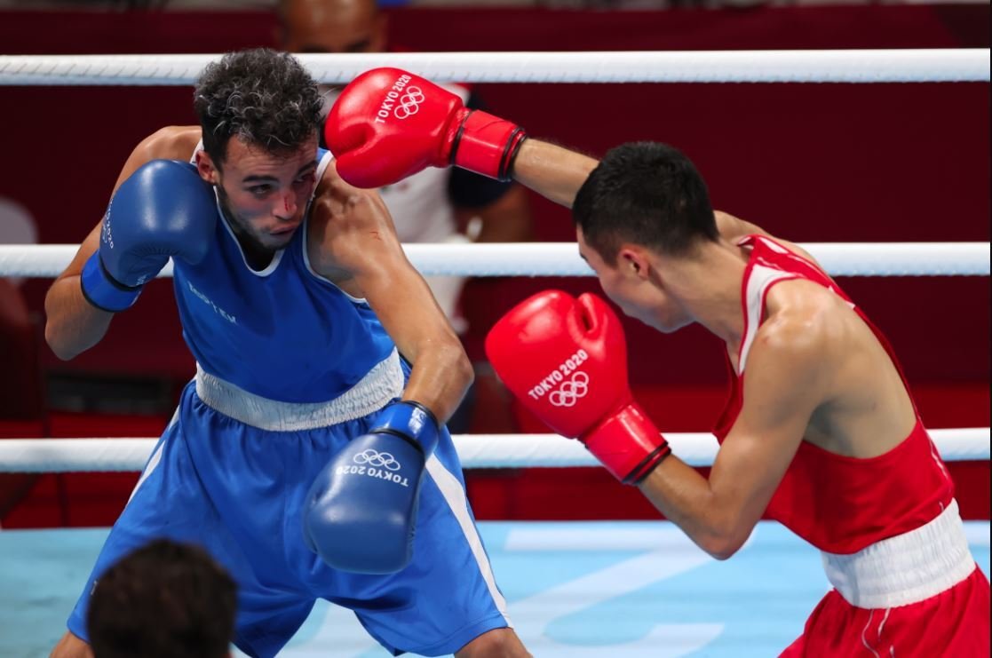 Жусуповы, Бибосынов, Тольтаев и другие выступят на ЧМ по боксу от IBA.