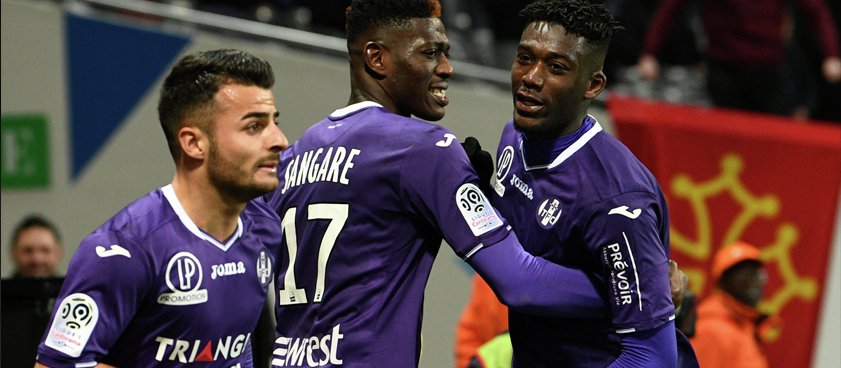 «Аяччо» – «Тулуза»: прогноз на футбол от Ермухамеда Маулена