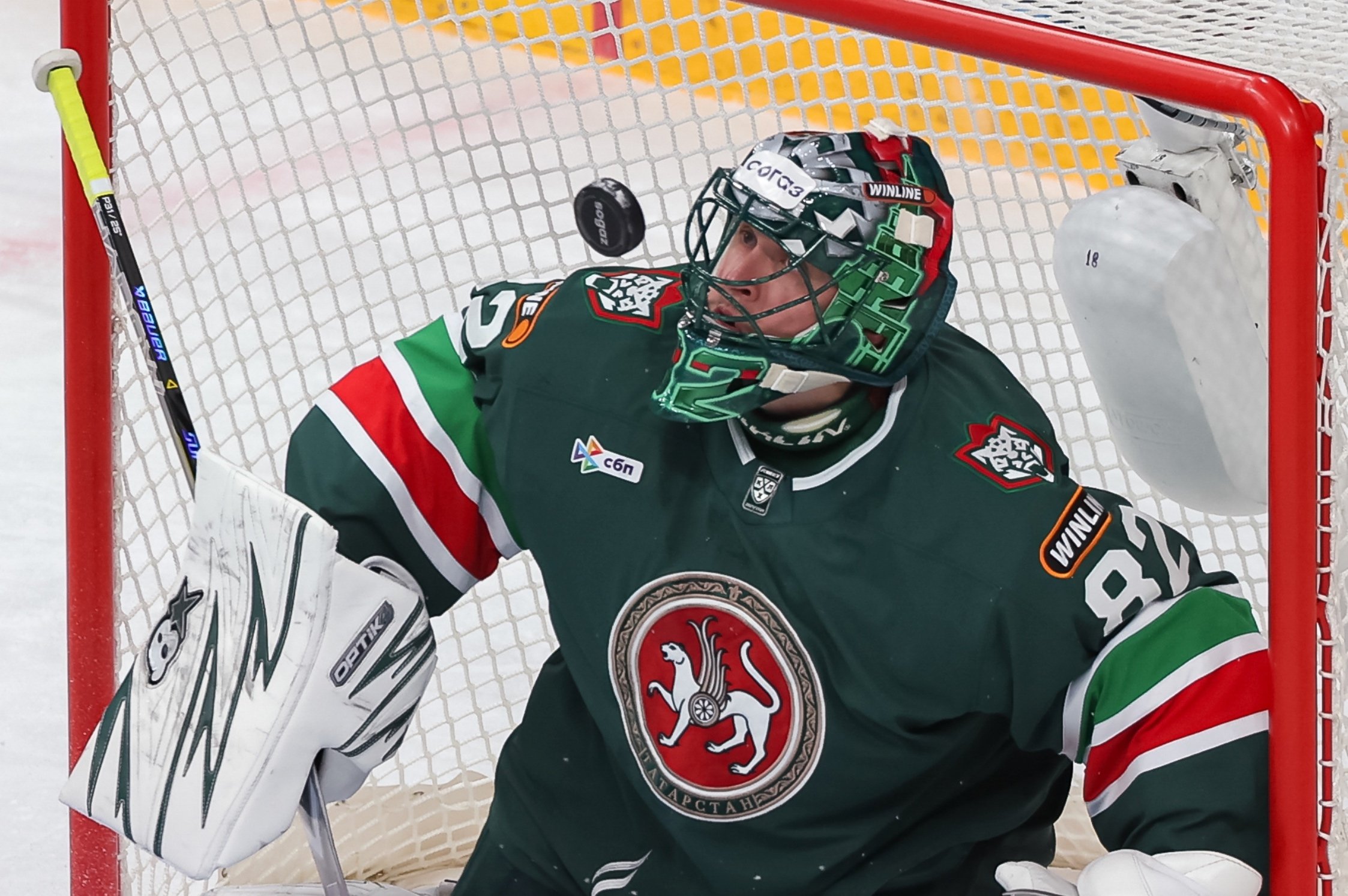 «Ак Барс» прервал рекордную победную серию, уступив «Ладе».