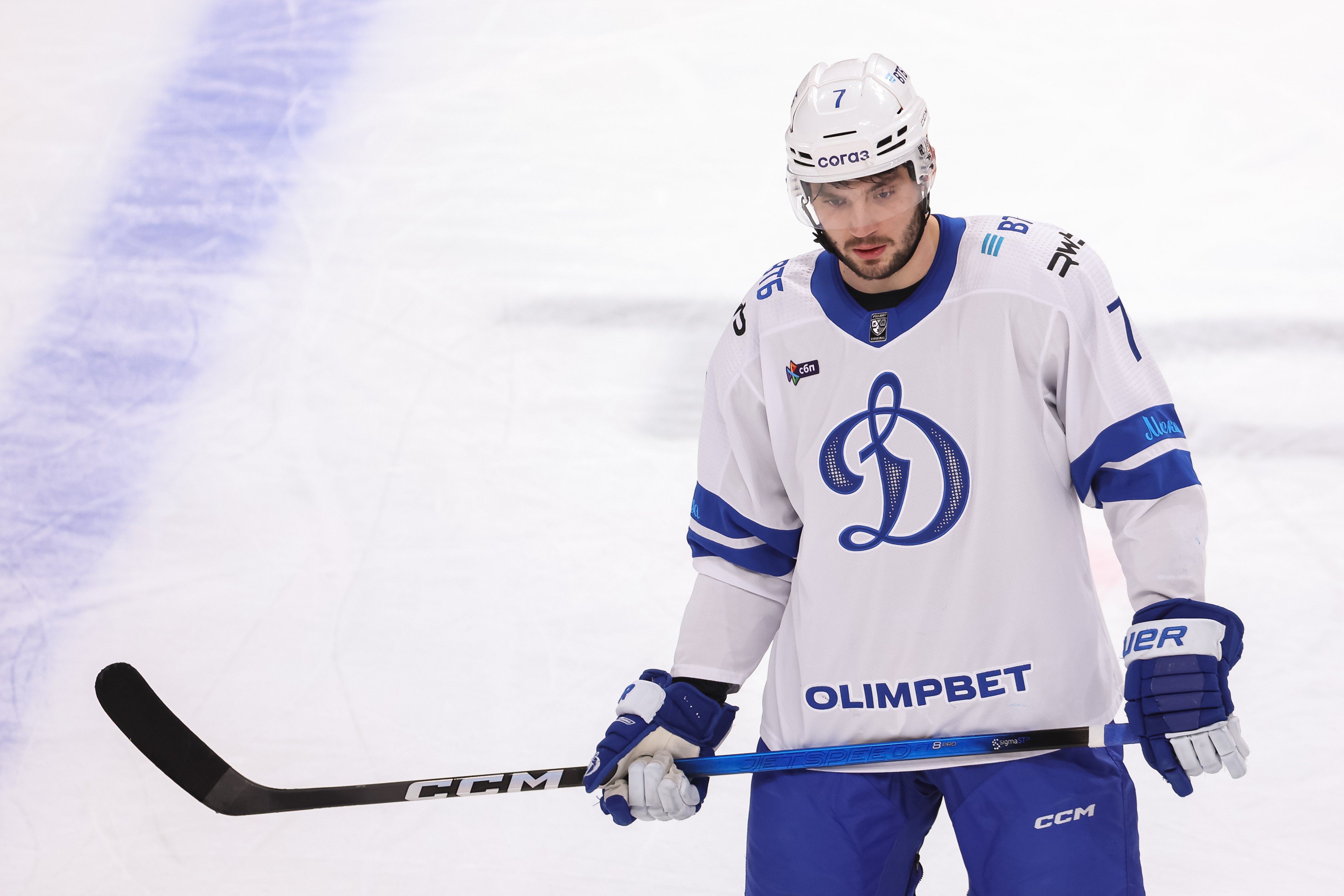 «Сибирь» прервала 13-матчевую серию поражений, победив московское «Динамо».