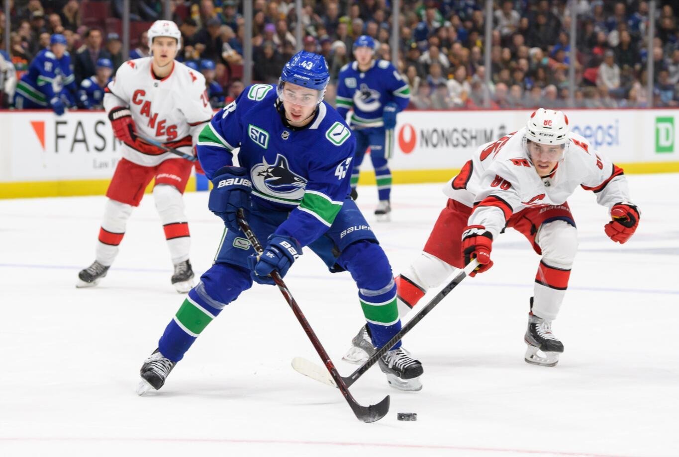 Никита Жегулин: «Ванкувер» обменял своего капитана Хьюза в «Миннесоту» на трёх игроков и драфт-пик первого раунда.