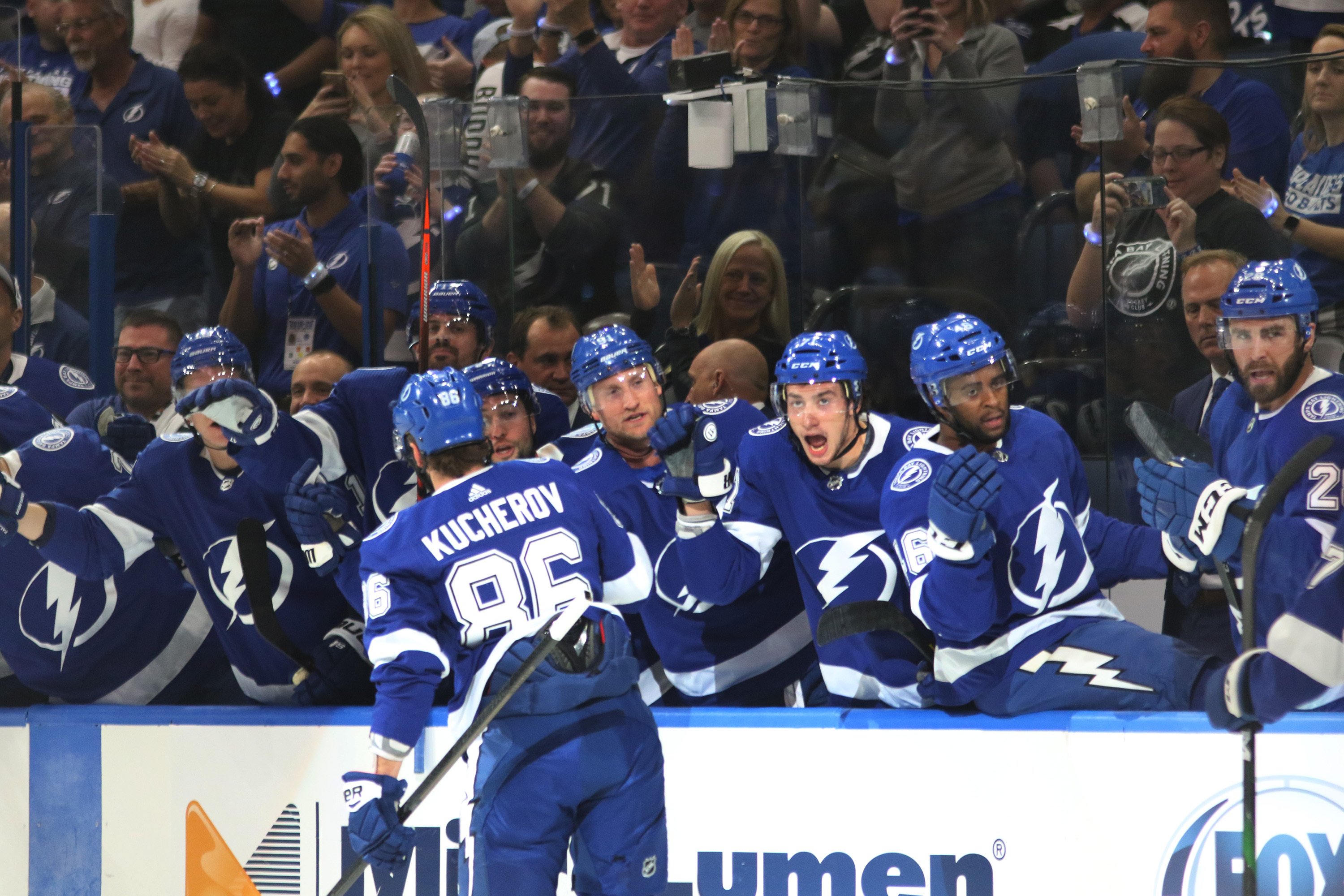 Никита Кучеров вошёл в топ-100 лучших бомбардиров в истории НХЛ.