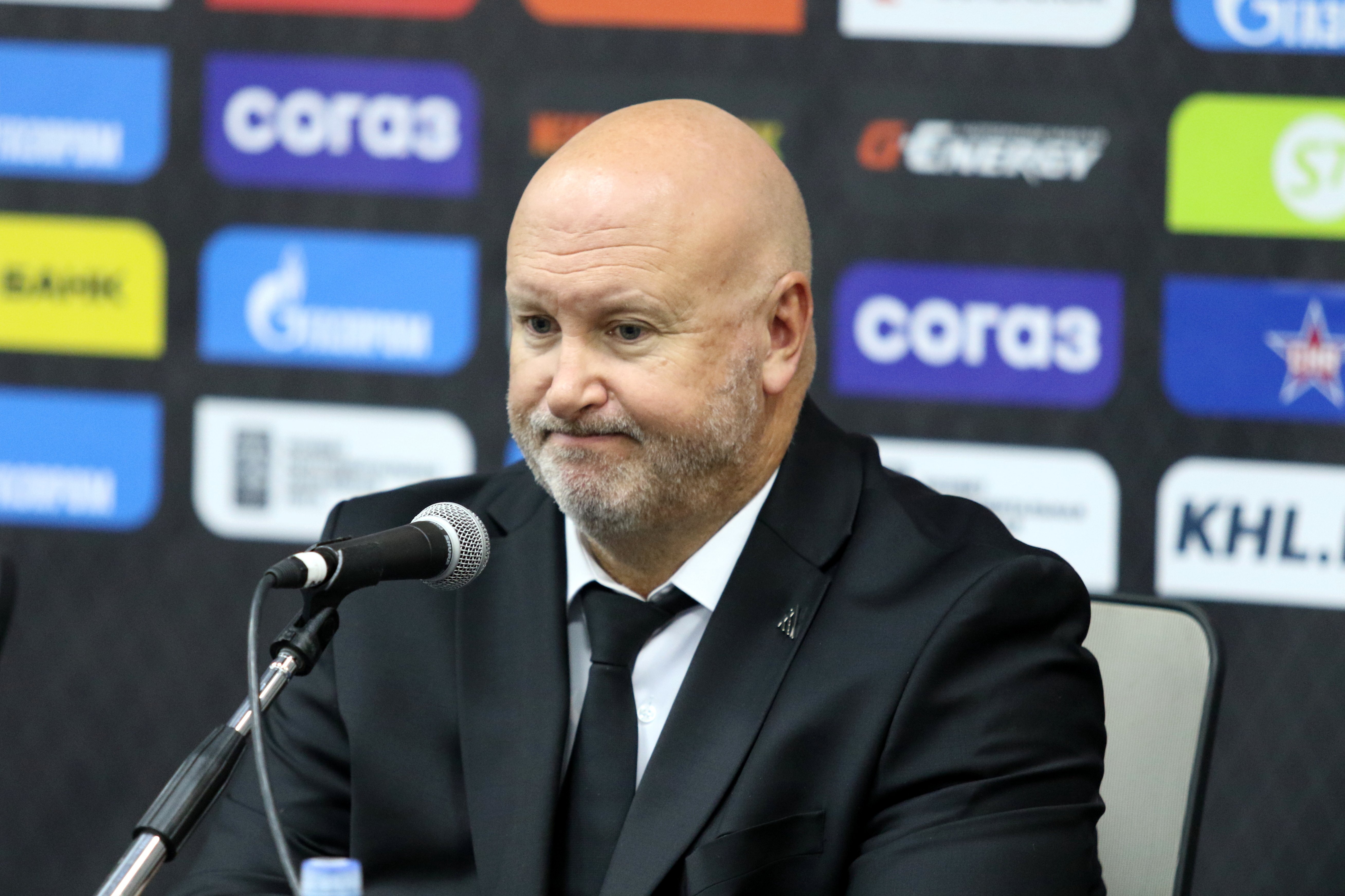 Бенуа Гру ушёл с поста главного тренера «Трактора».