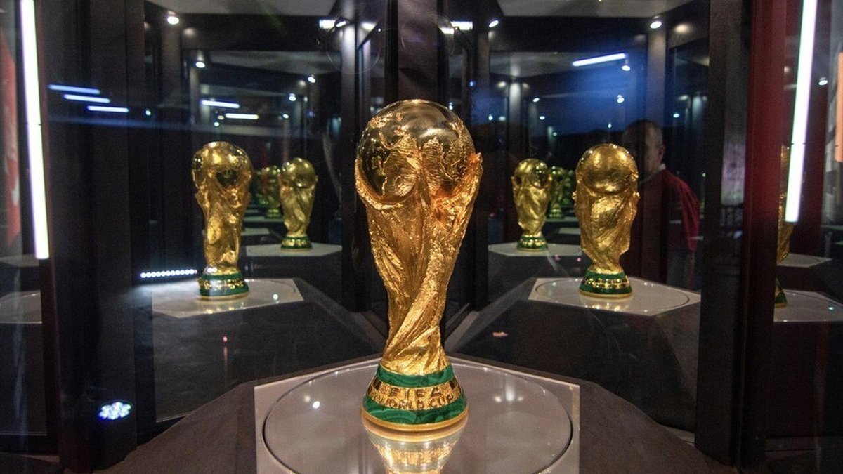 Чемпионат мира-2030 по футболу пройдёт с 64 сборными.