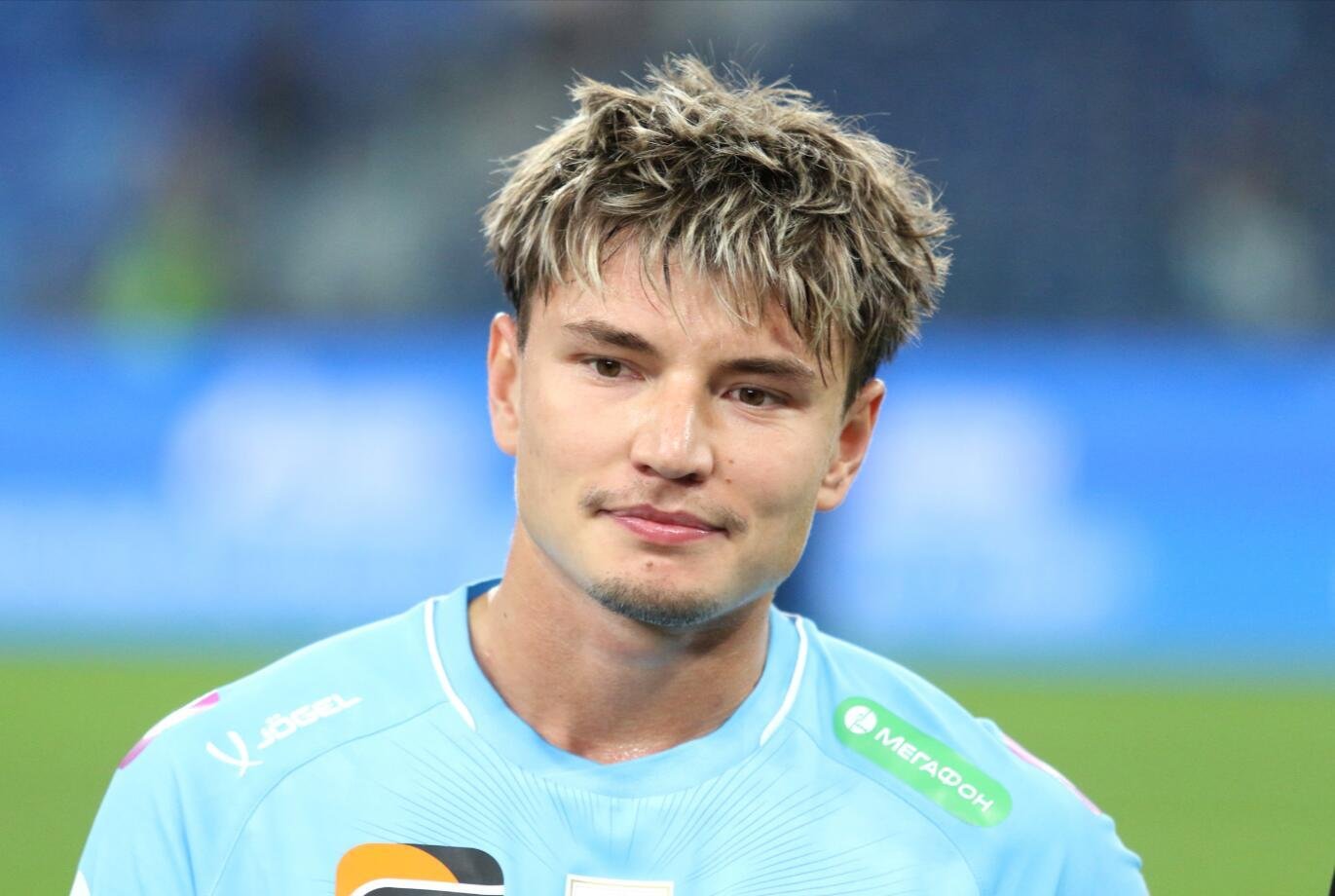 Вингер «Зенита» Мостовой, скандировавший оскорбительную кричалку про «Спартак», признан «Джентльменом года».