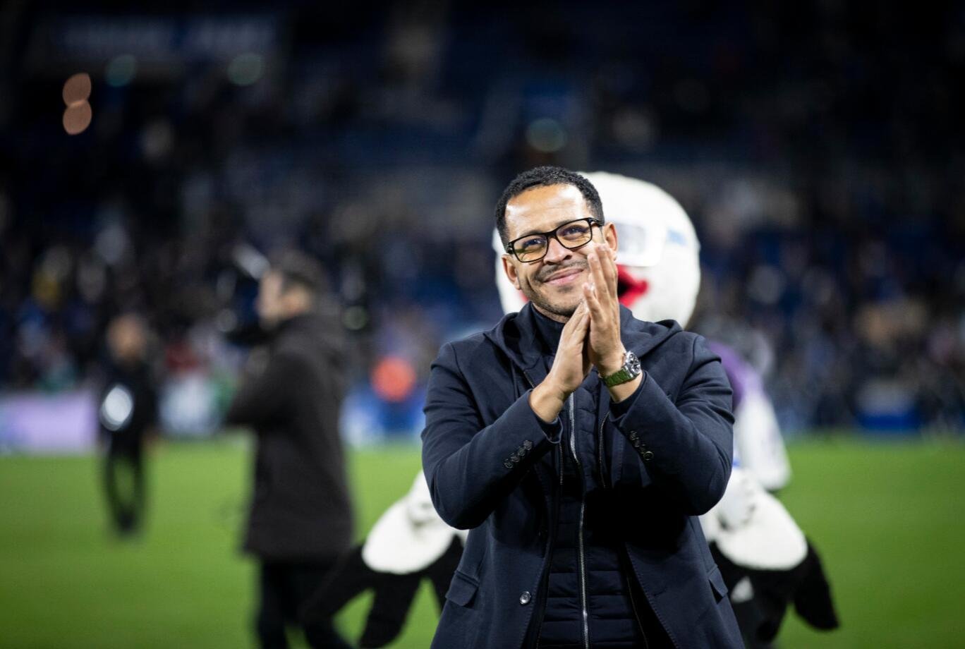 «Челси» объявил о назначении Росеньора на пост главного тренера.