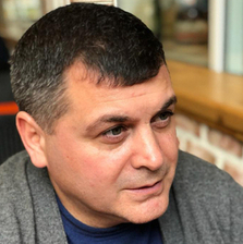Николай Оганезов
